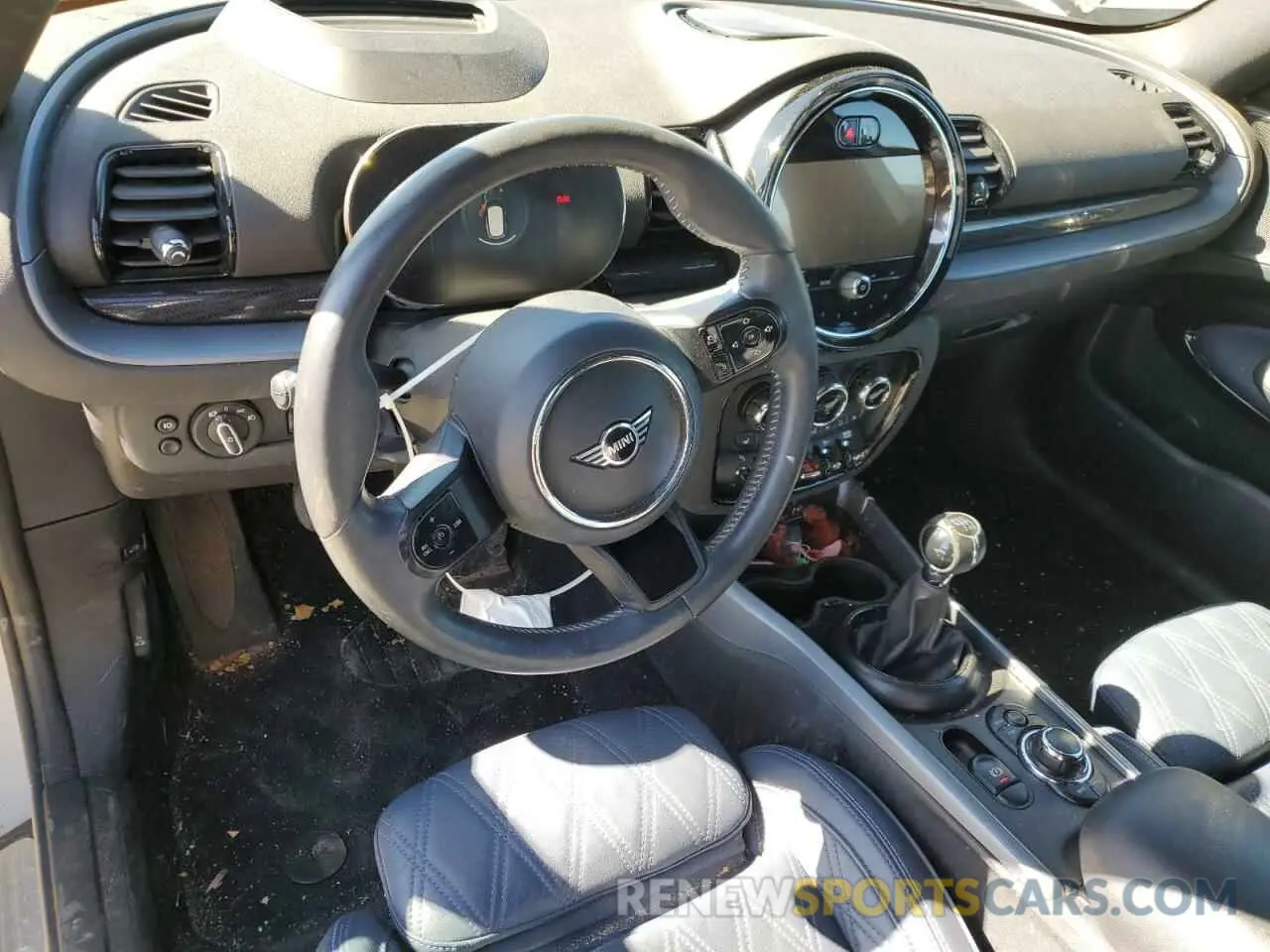 8 Photograph of a damaged car WMWLV7C07N2R15293 MINI COOPER 2022