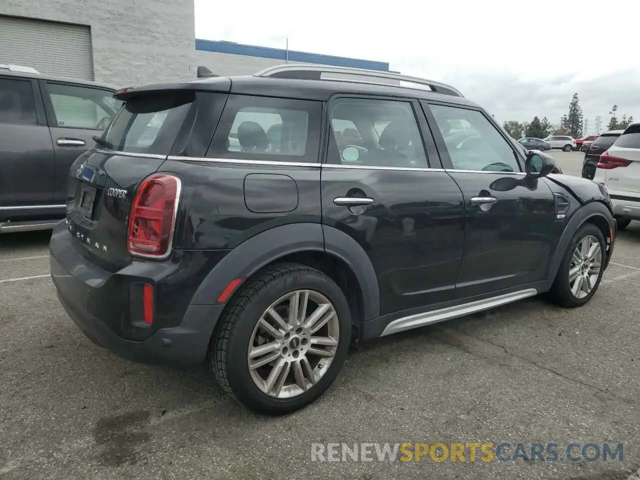 3 Photograph of a damaged car WMZ23BR07N3N53460 MINI COOPER 2022