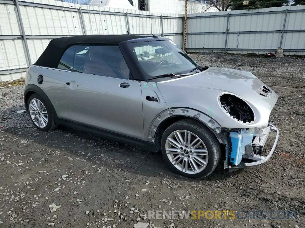 4 Photograph of a damaged car WMW43DL02P3P98888 MINI COOPER 2023