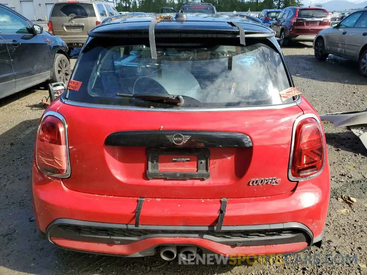 6 Photograph of a damaged car WMW53DH02P2S59383 MINI COOPER 2023