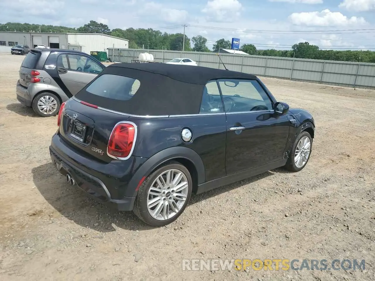 3 Photograph of a damaged car WMW43DL04R3S08581 MINI COOPER 2024