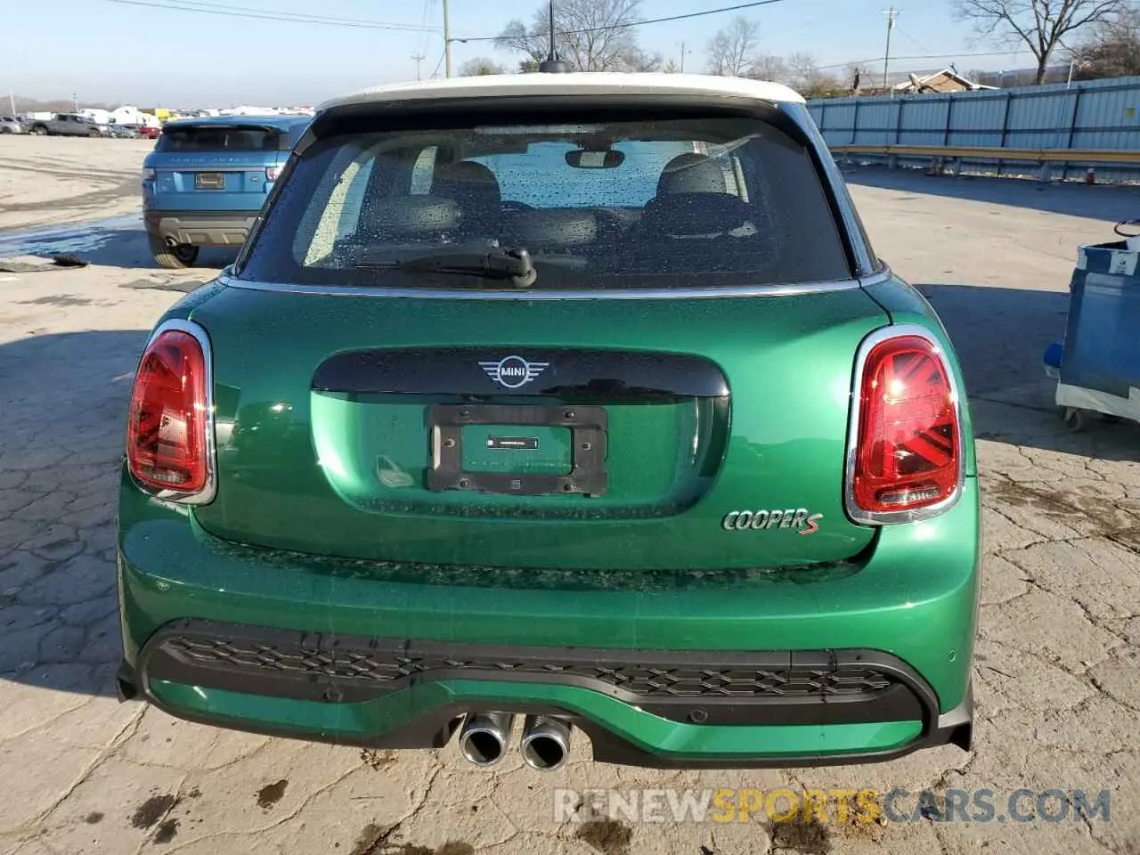 6 Photograph of a damaged car WMW53DK02R2V56990 MINI COOPER 2024