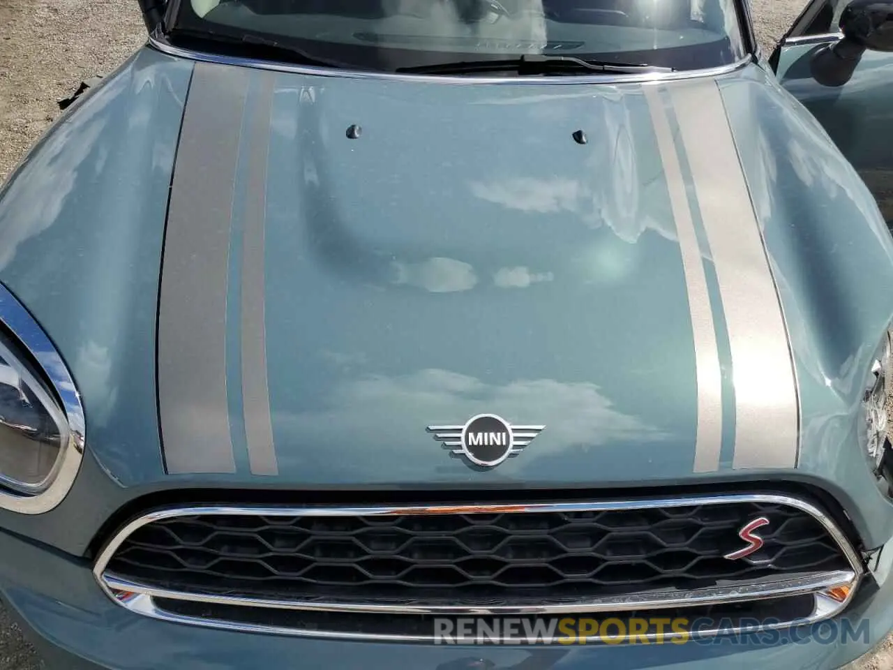 12 Photograph of a damaged car WMZ53BR05R3S17034 MINI COOPER 2024