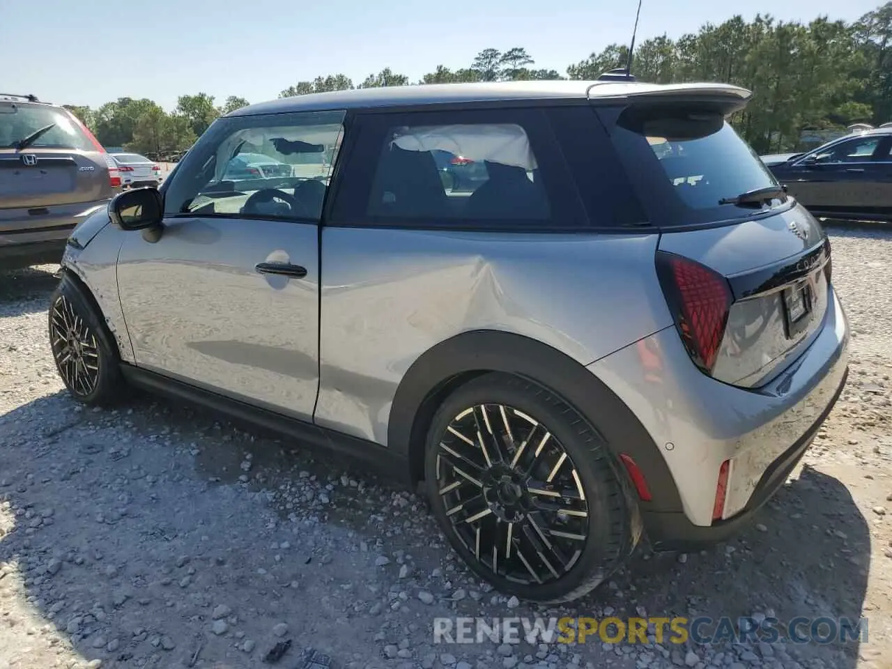 2 Photograph of a damaged car WMW23GD00S2W74060 MINI COOPER 2025