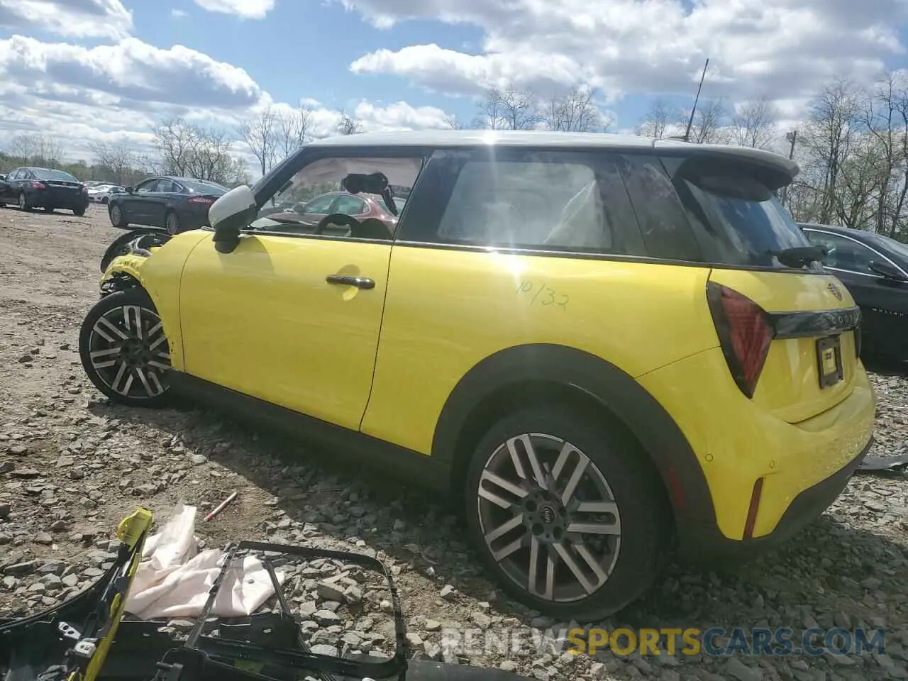 2 Photograph of a damaged car WMW23GD0XS2W14898 MINI COOPER 2025