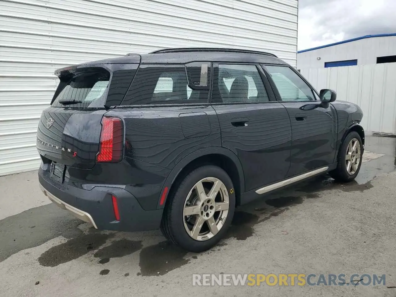 3 Photograph of a damaged car WMZ23GA00S7S40439 MINI COOPER 2025
