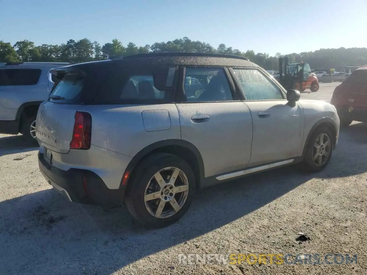 3 Photograph of a damaged car WMZ23GA02S7S20256 MINI COOPER 2025