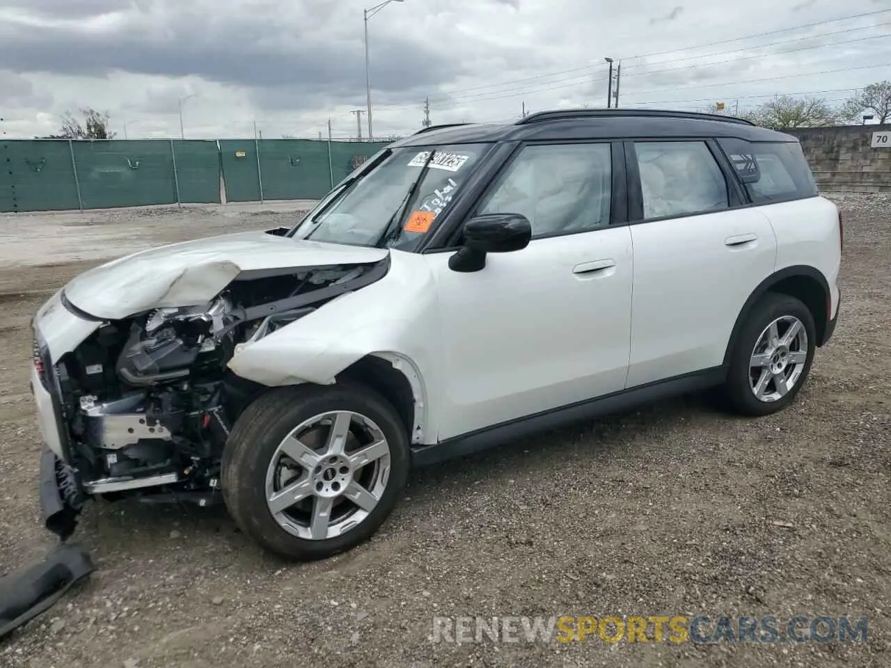 1 Photograph of a damaged car WMZ23GA0XS7S16374 MINI COOPER 2025