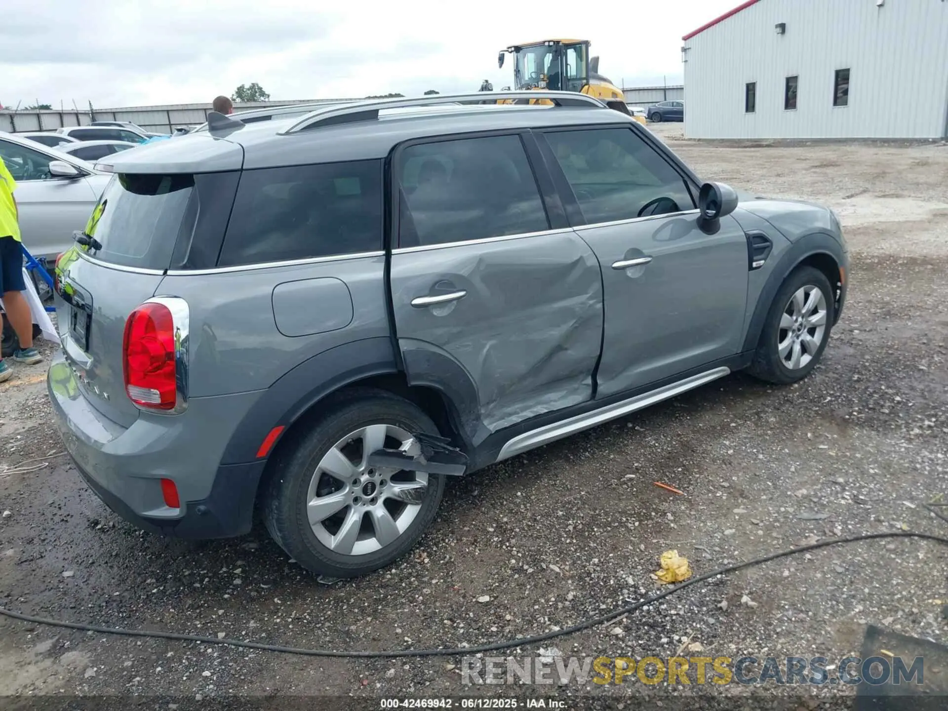 6 Photograph of a damaged car WMZYS7C52K3F45392 MINI COUNTRYMAN 2019