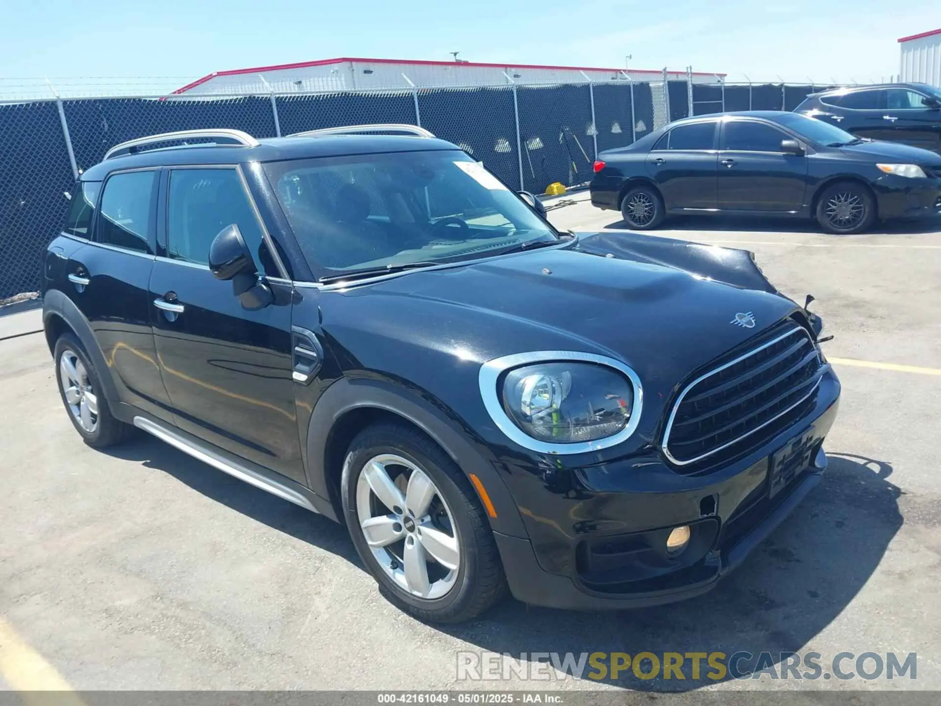1 Photograph of a damaged car WMZYS7C57K3F46747 MINI COUNTRYMAN 2019