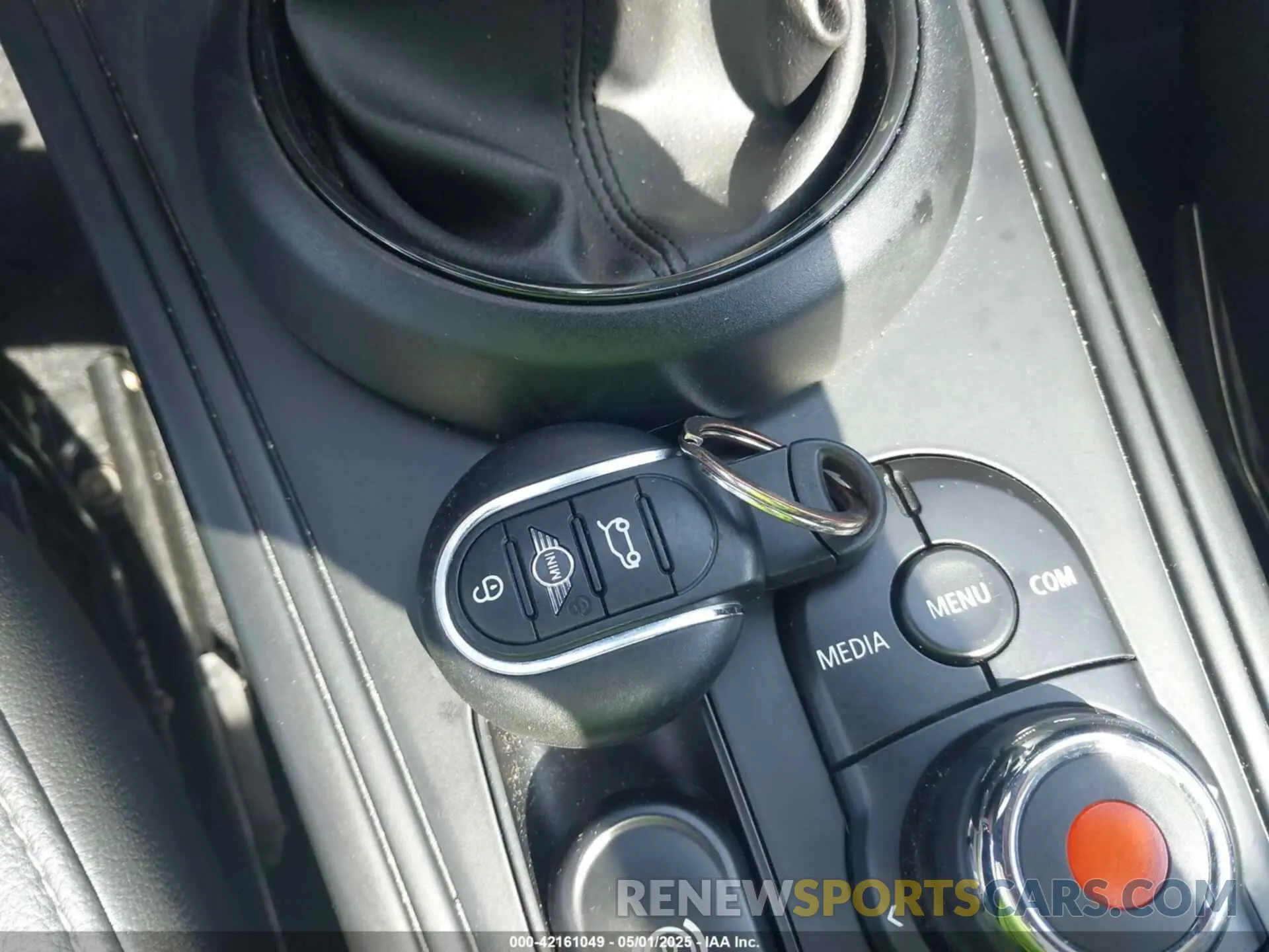 11 Photograph of a damaged car WMZYS7C57K3F46747 MINI COUNTRYMAN 2019
