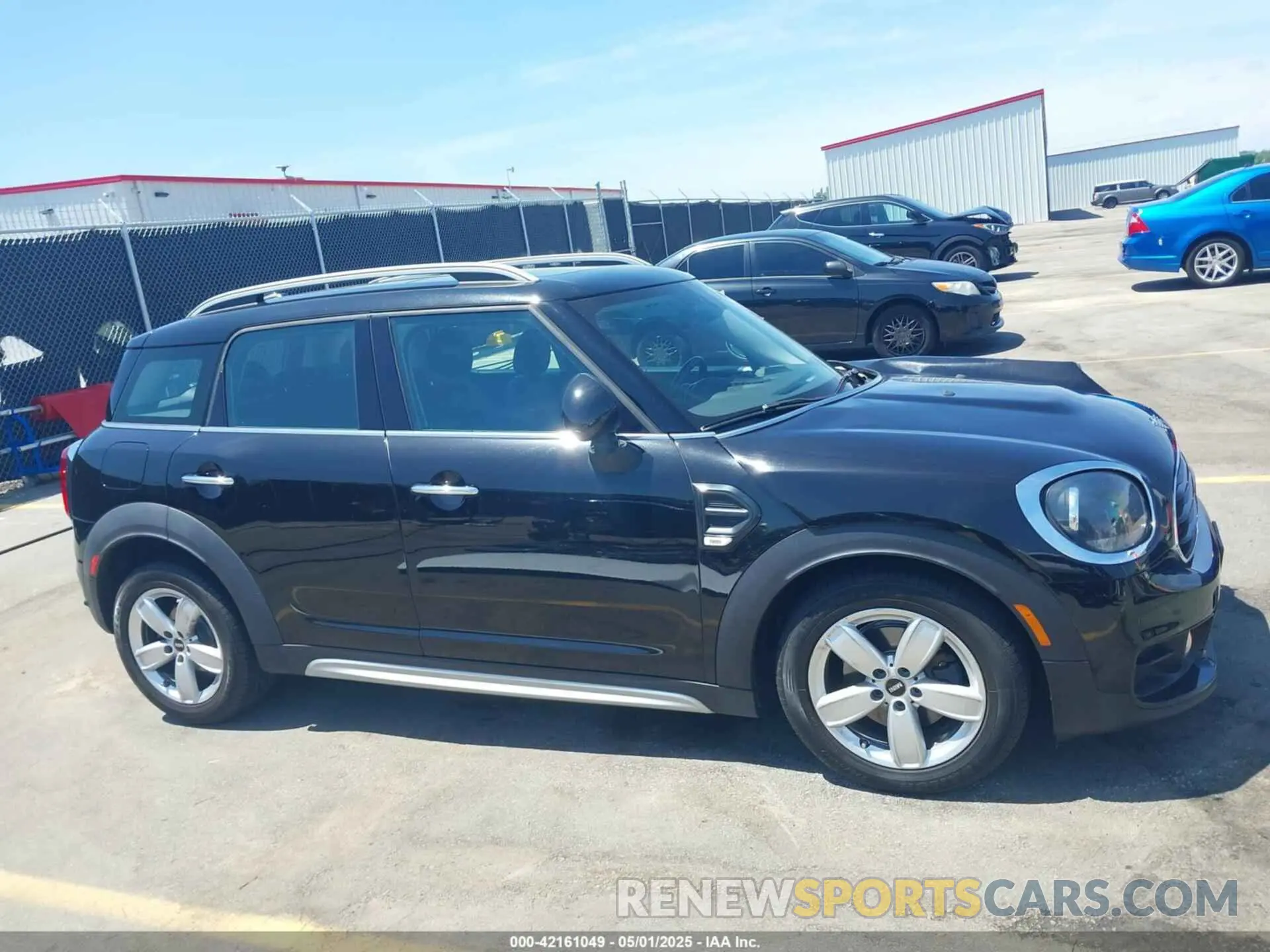 13 Photograph of a damaged car WMZYS7C57K3F46747 MINI COUNTRYMAN 2019