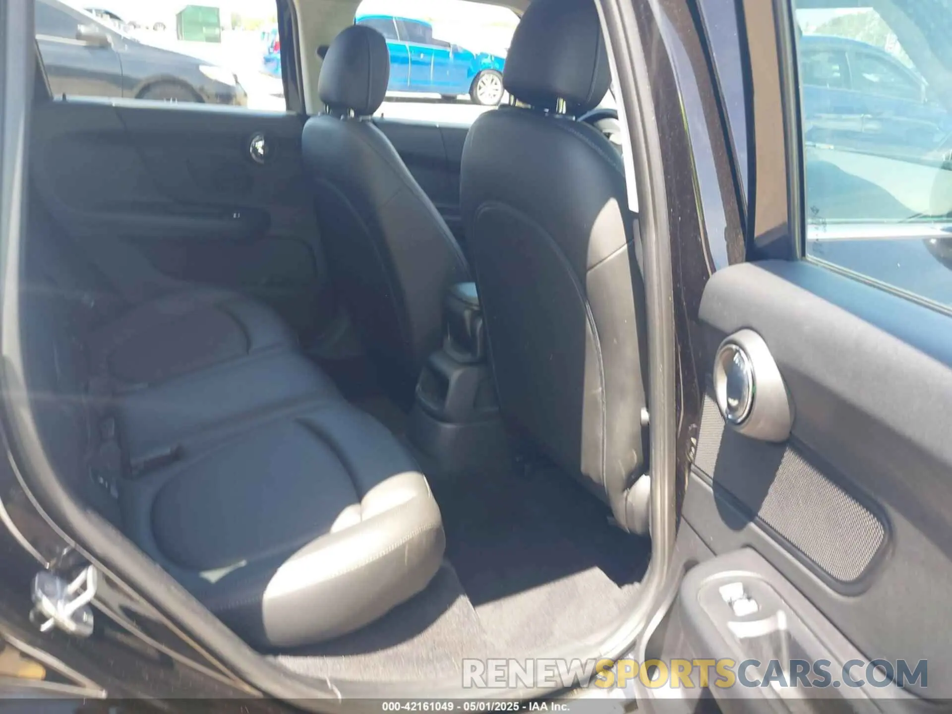 8 Photograph of a damaged car WMZYS7C57K3F46747 MINI COUNTRYMAN 2019