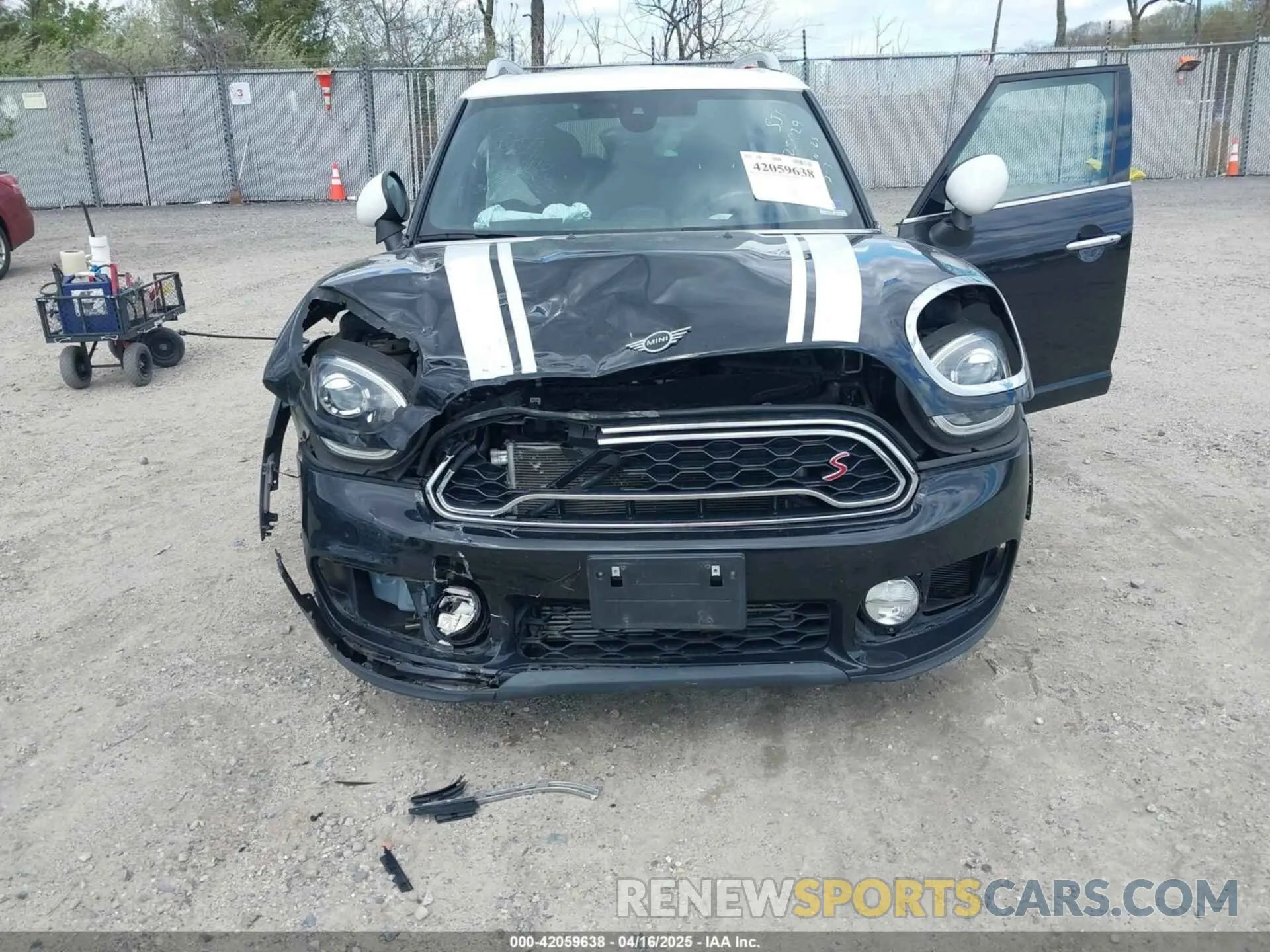 6 Photograph of a damaged car WMZYT3C53K3E97116 MINI COUNTRYMAN 2019
