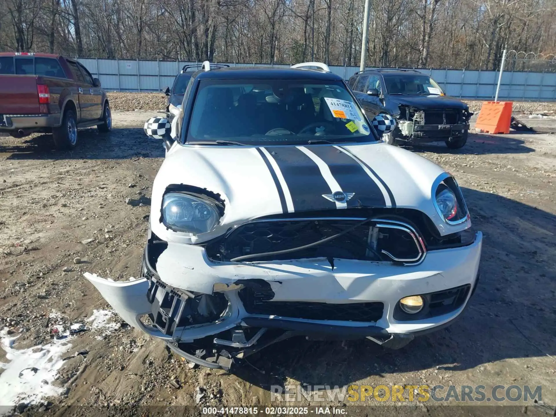 12 Photograph of a damaged car WMZYT3C55K3E96839 MINI COUNTRYMAN 2019