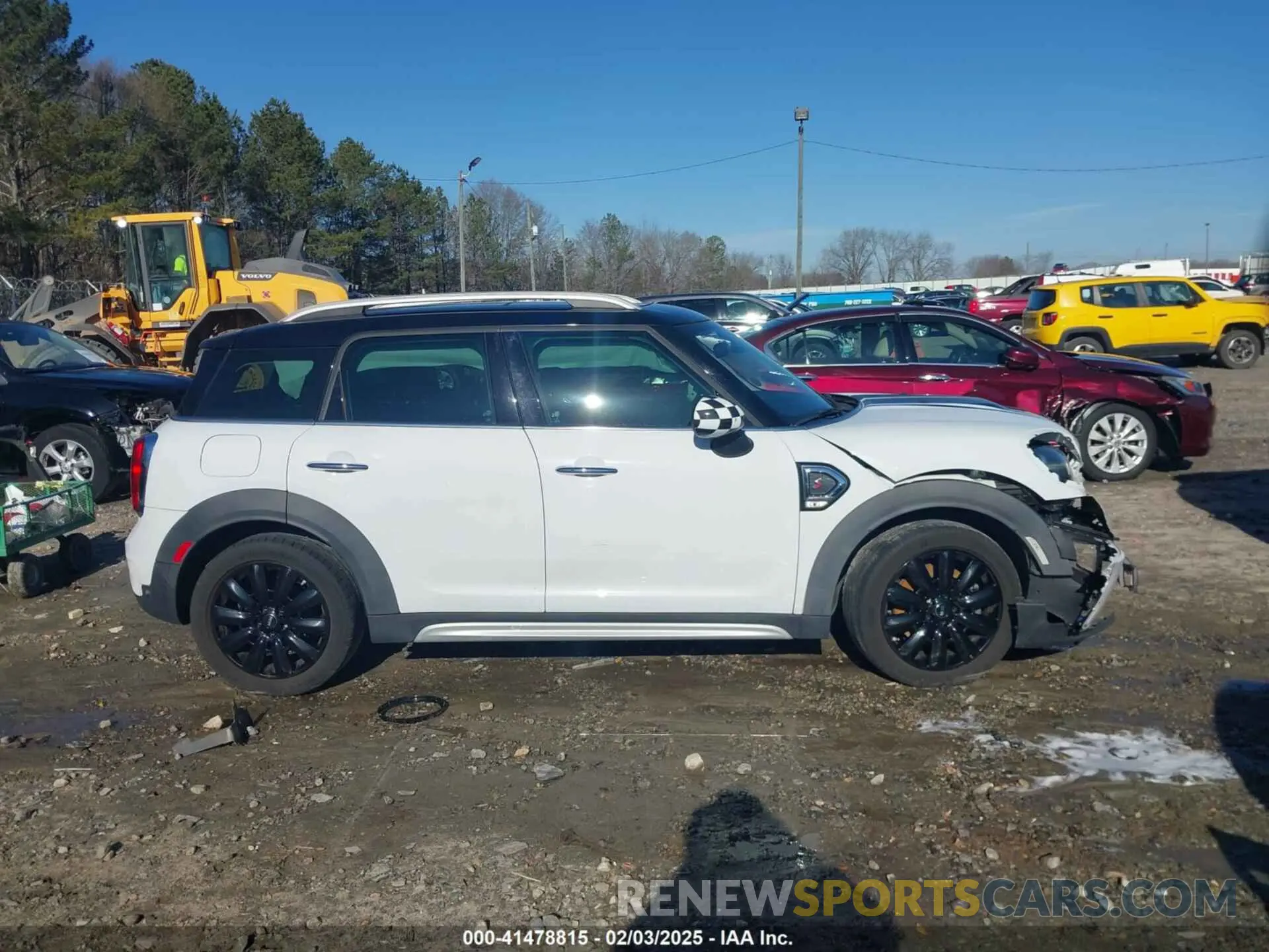 13 Photograph of a damaged car WMZYT3C55K3E96839 MINI COUNTRYMAN 2019