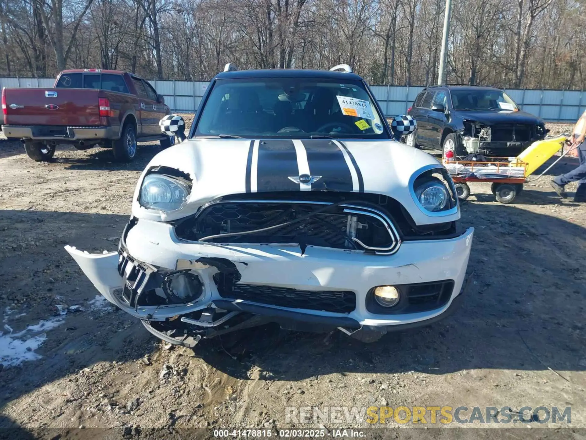 6 Photograph of a damaged car WMZYT3C55K3E96839 MINI COUNTRYMAN 2019