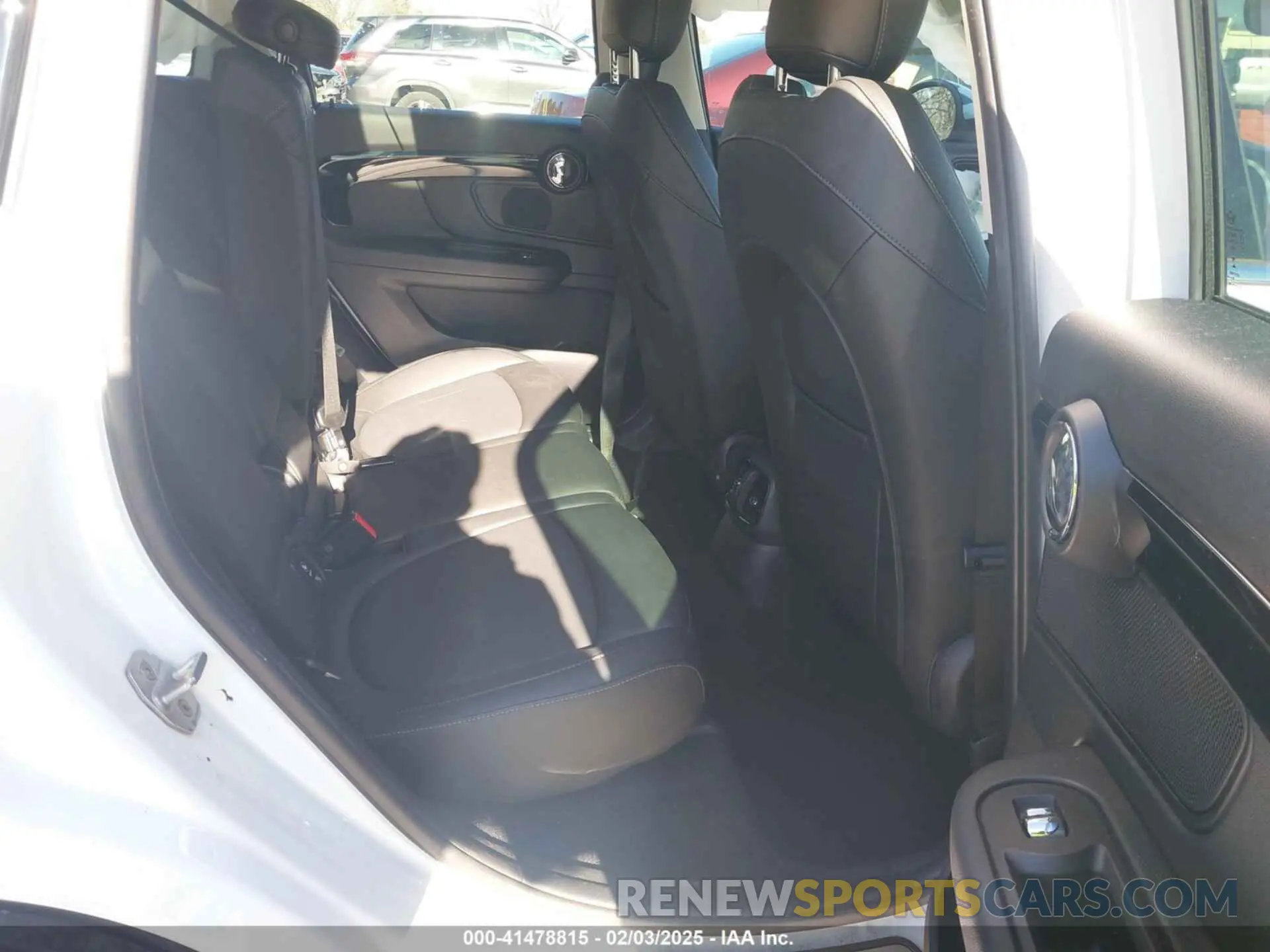 8 Photograph of a damaged car WMZYT3C55K3E96839 MINI COUNTRYMAN 2019