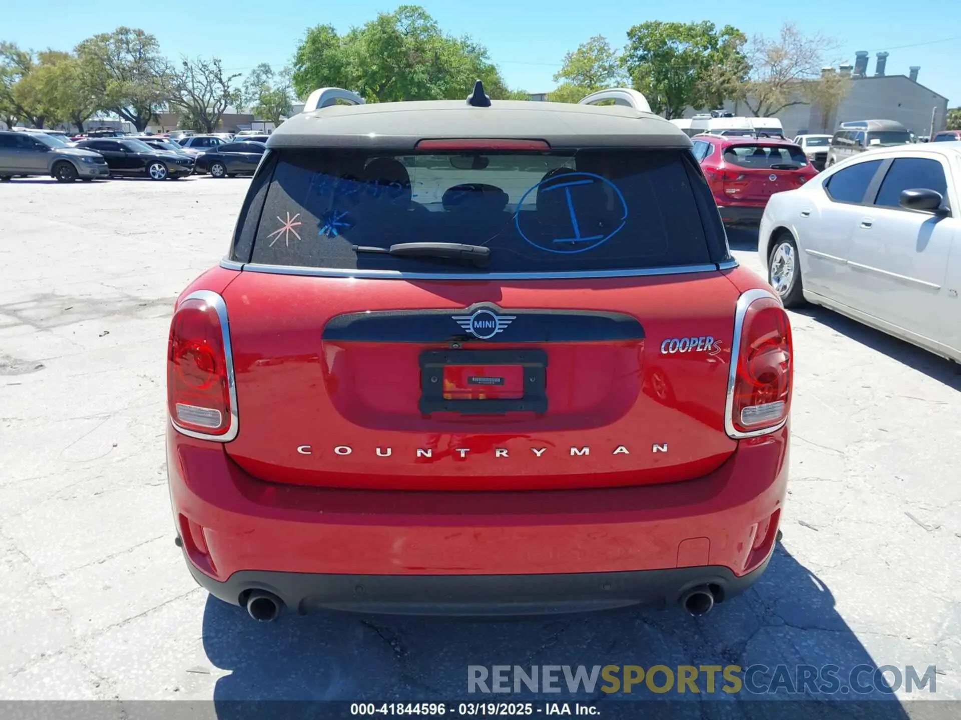 16 Photograph of a damaged car WMZYT3C55K3E97750 MINI COUNTRYMAN 2019