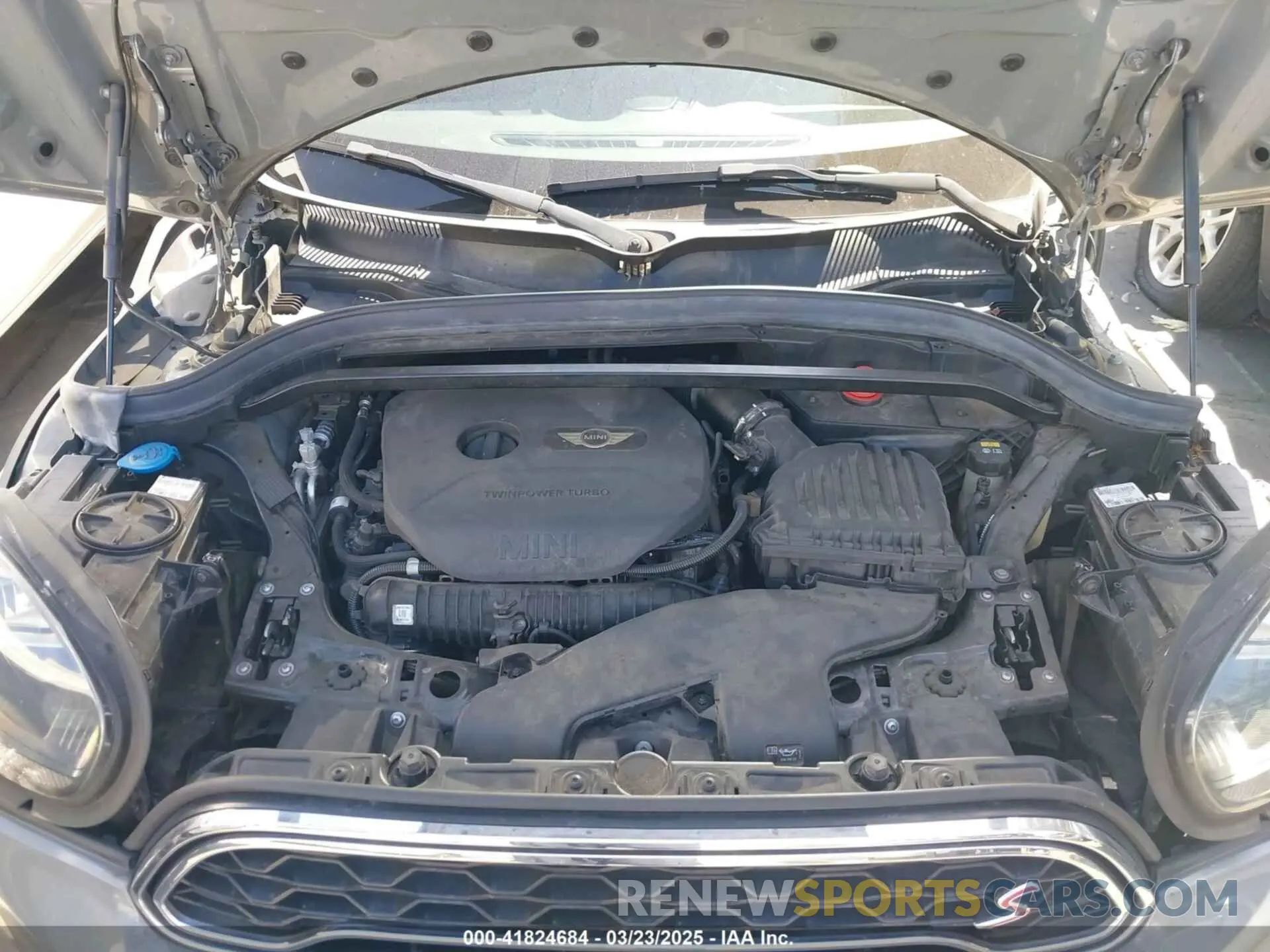 10 Photograph of a damaged car WMZYT3C58K3E98133 MINI COUNTRYMAN 2019