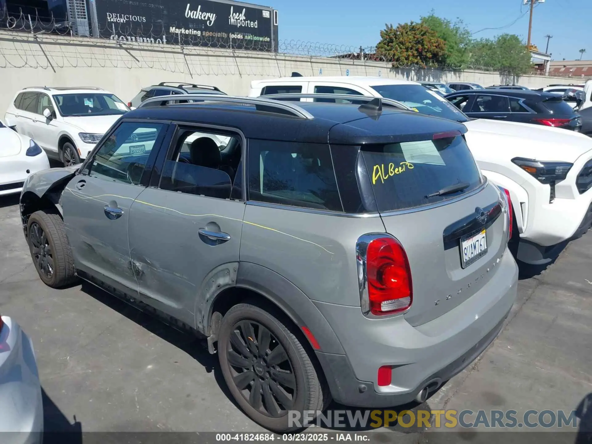 15 Photograph of a damaged car WMZYT3C58K3E98133 MINI COUNTRYMAN 2019