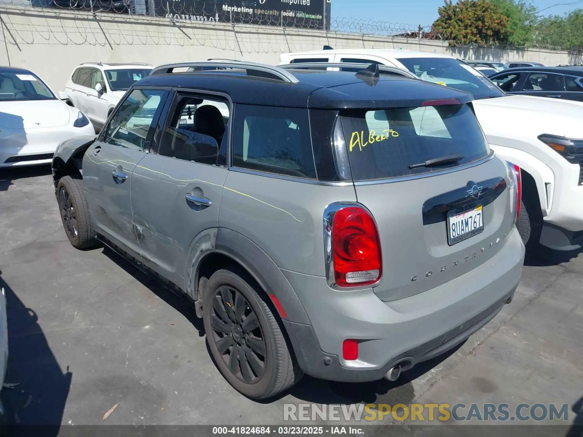 3 Photograph of a damaged car WMZYT3C58K3E98133 MINI COUNTRYMAN 2019