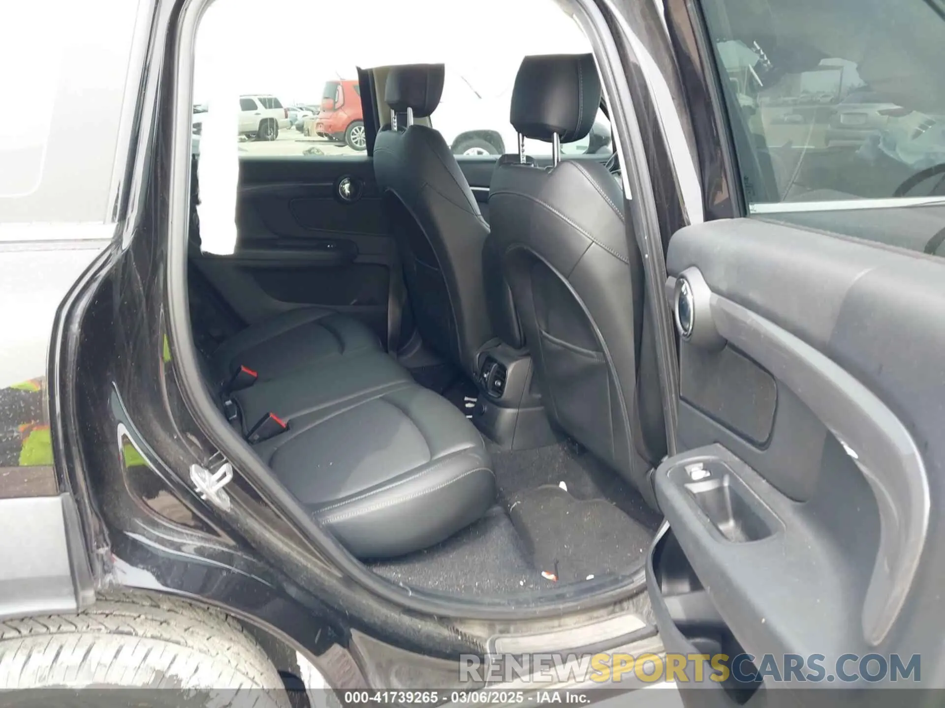 8 Photograph of a damaged car WMZYT5C58K3E64351 MINI COUNTRYMAN 2019