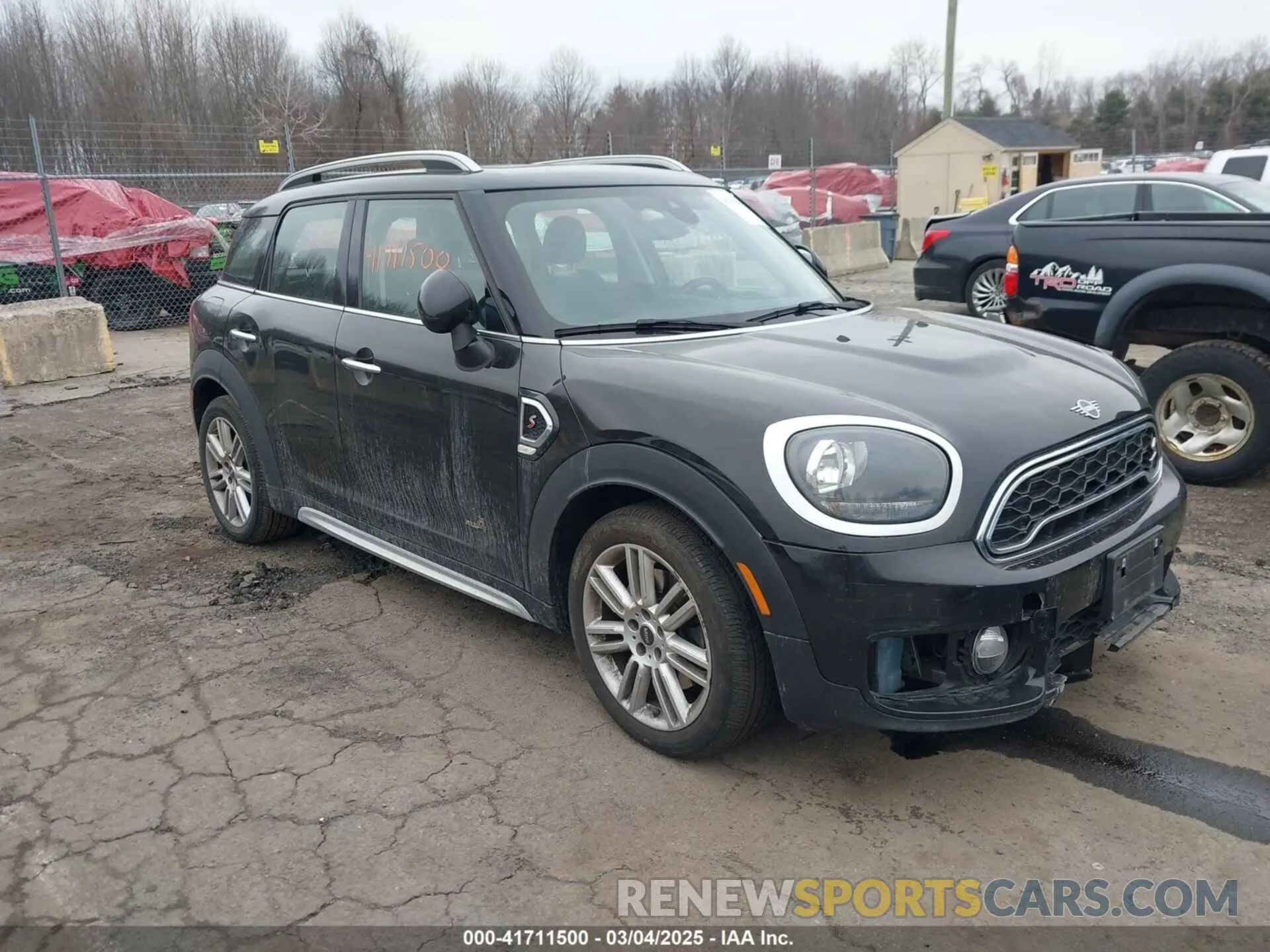 1 Photograph of a damaged car WMZYT5C58K3J87679 MINI COUNTRYMAN 2019
