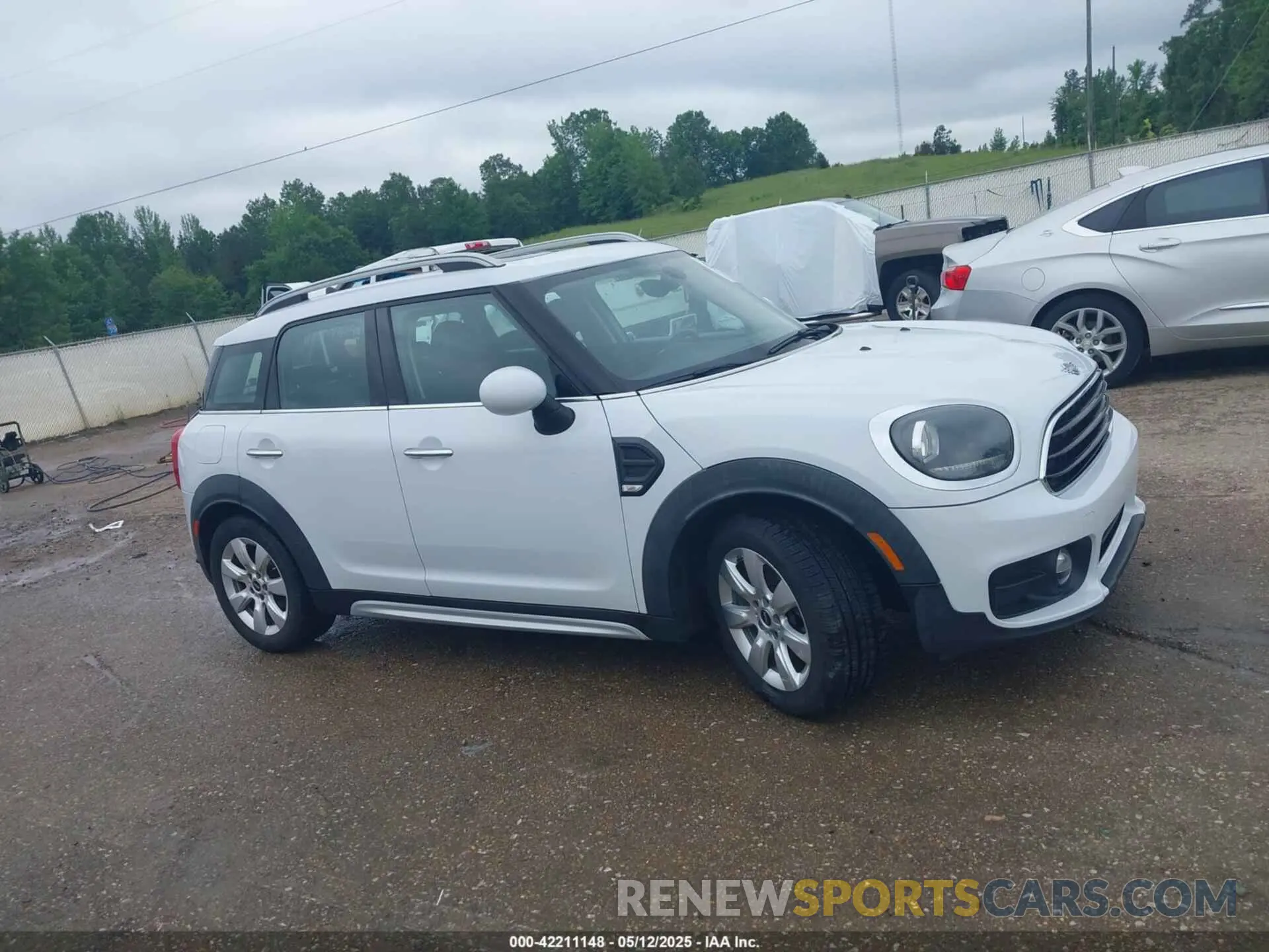 14 Photograph of a damaged car WMZYV5C54K3F57541 MINI COUNTRYMAN 2019