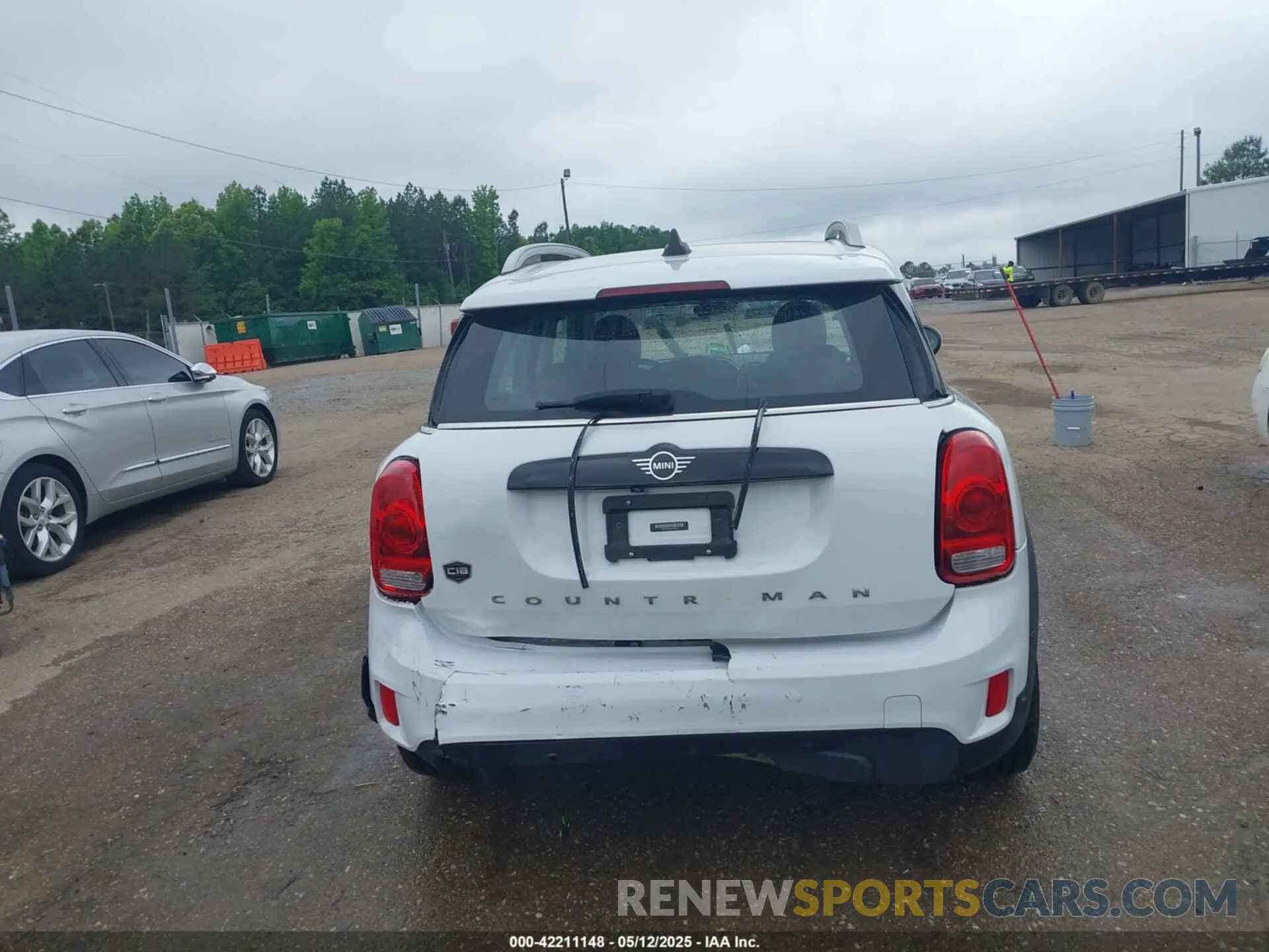 17 Photograph of a damaged car WMZYV5C54K3F57541 MINI COUNTRYMAN 2019