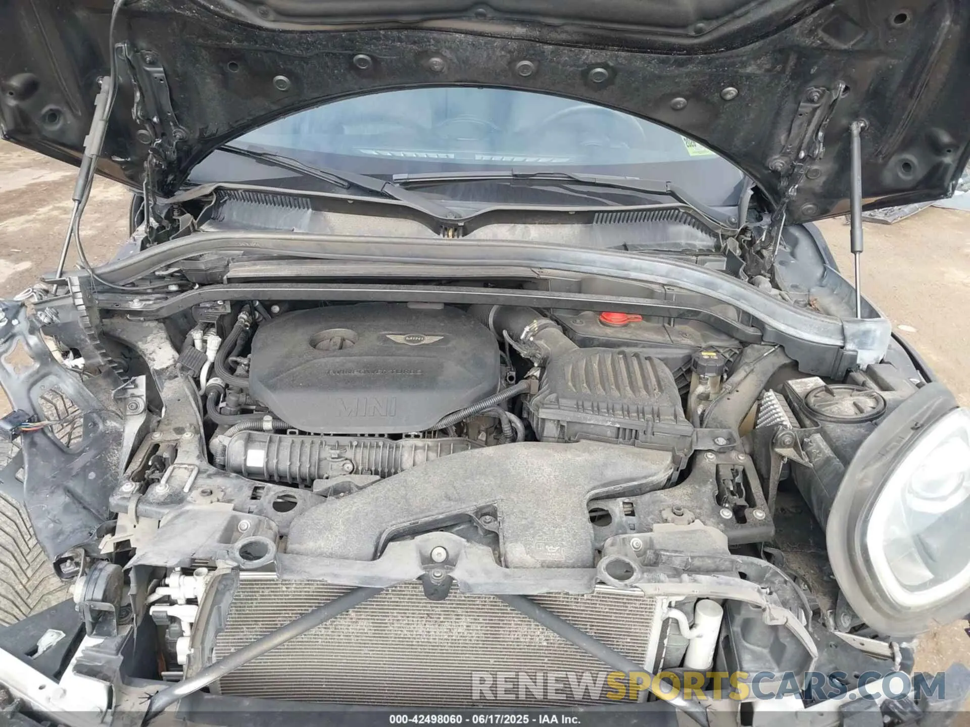 10 Photograph of a damaged car WMZYV9C52K3B92204 MINI COUNTRYMAN 2019