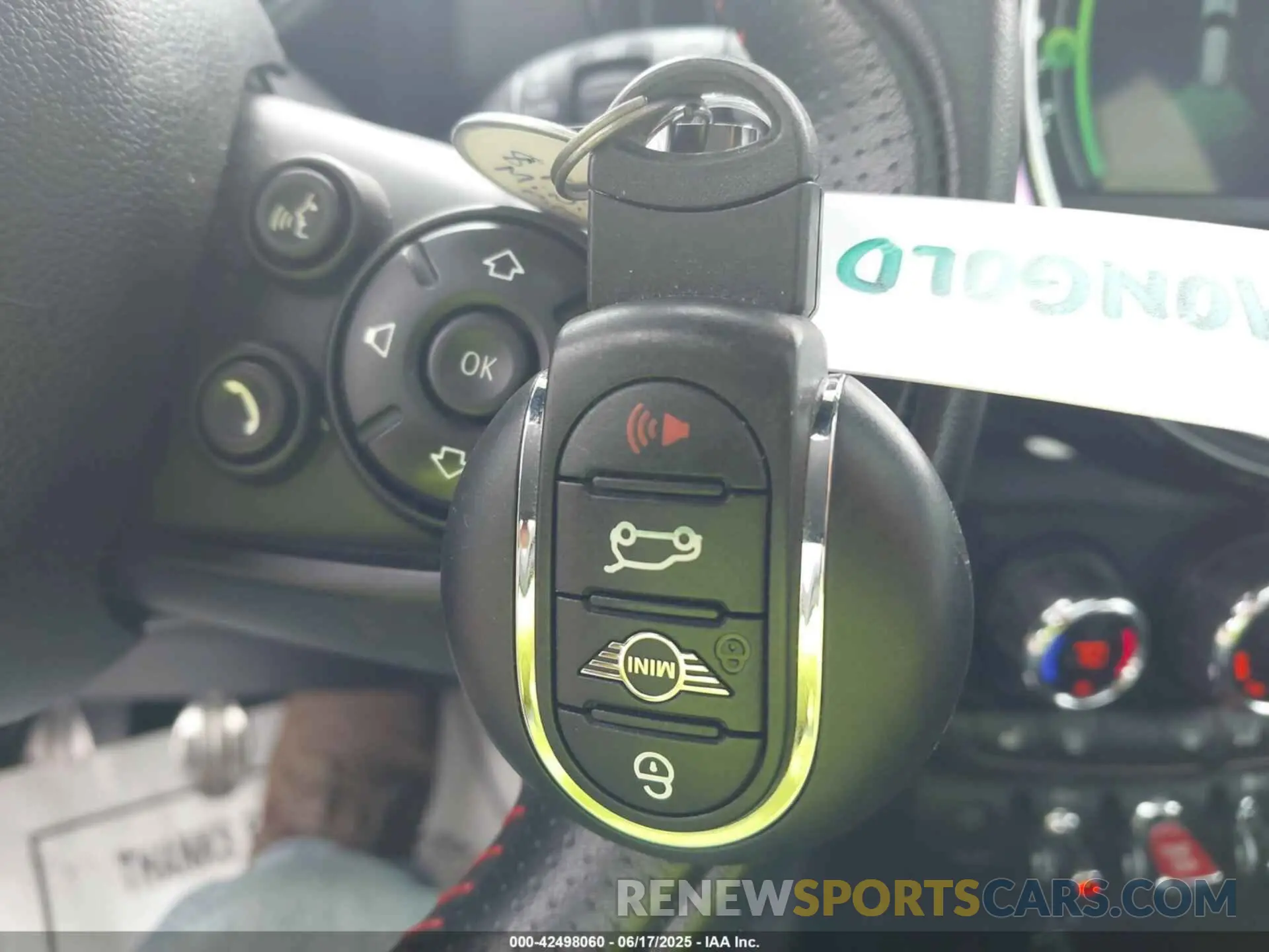 11 Photograph of a damaged car WMZYV9C52K3B92204 MINI COUNTRYMAN 2019