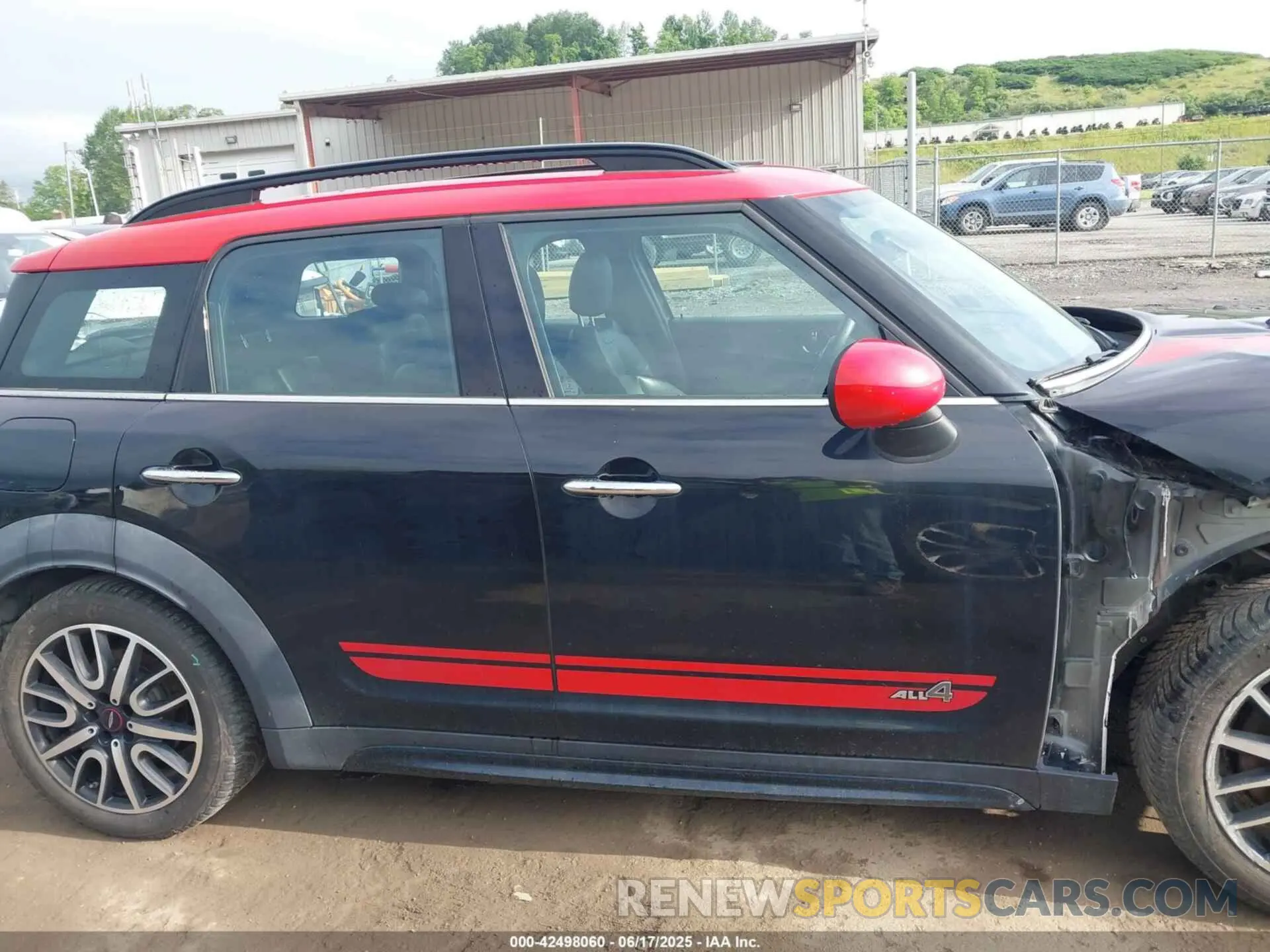 13 Photograph of a damaged car WMZYV9C52K3B92204 MINI COUNTRYMAN 2019