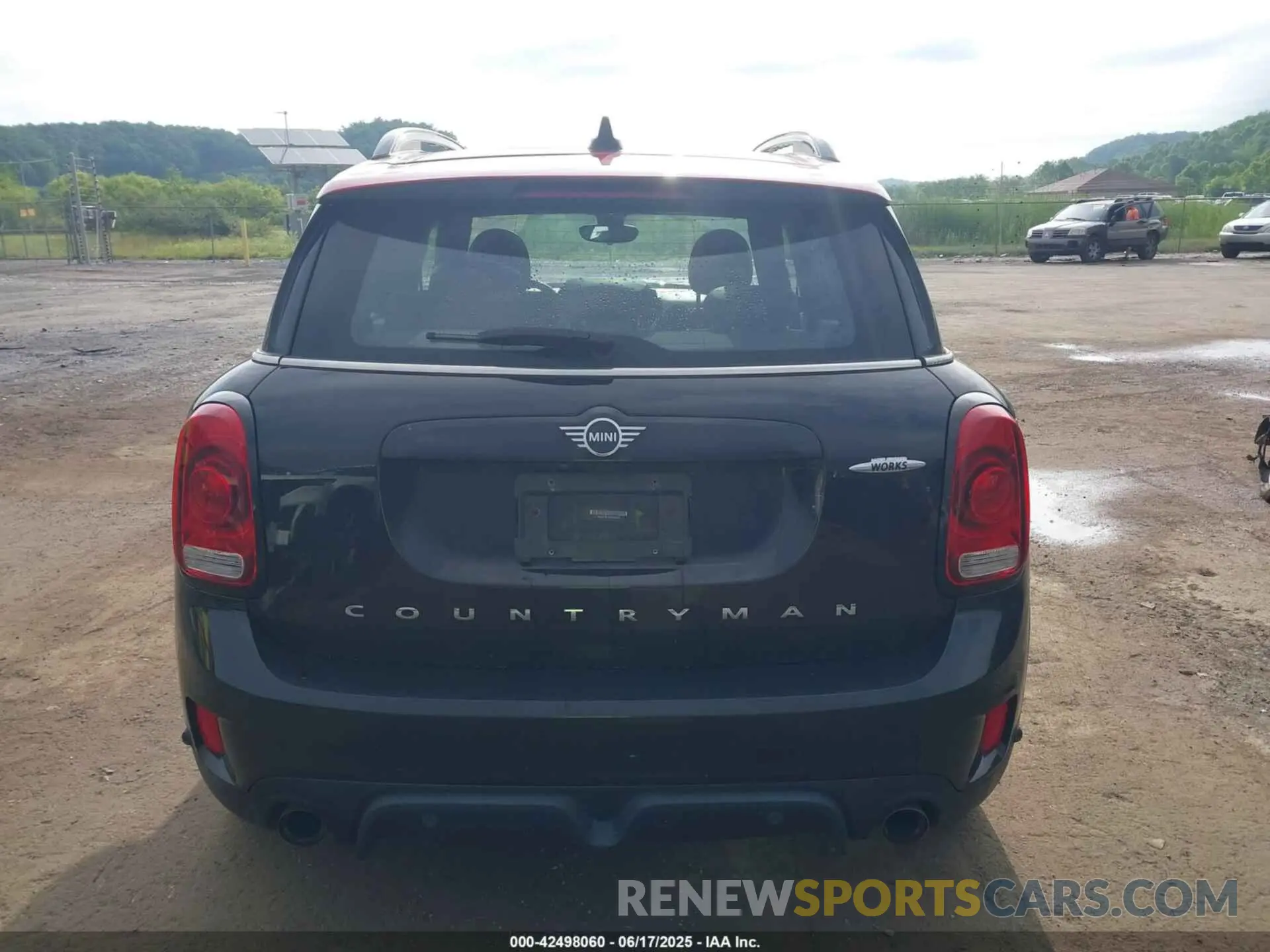 16 Photograph of a damaged car WMZYV9C52K3B92204 MINI COUNTRYMAN 2019