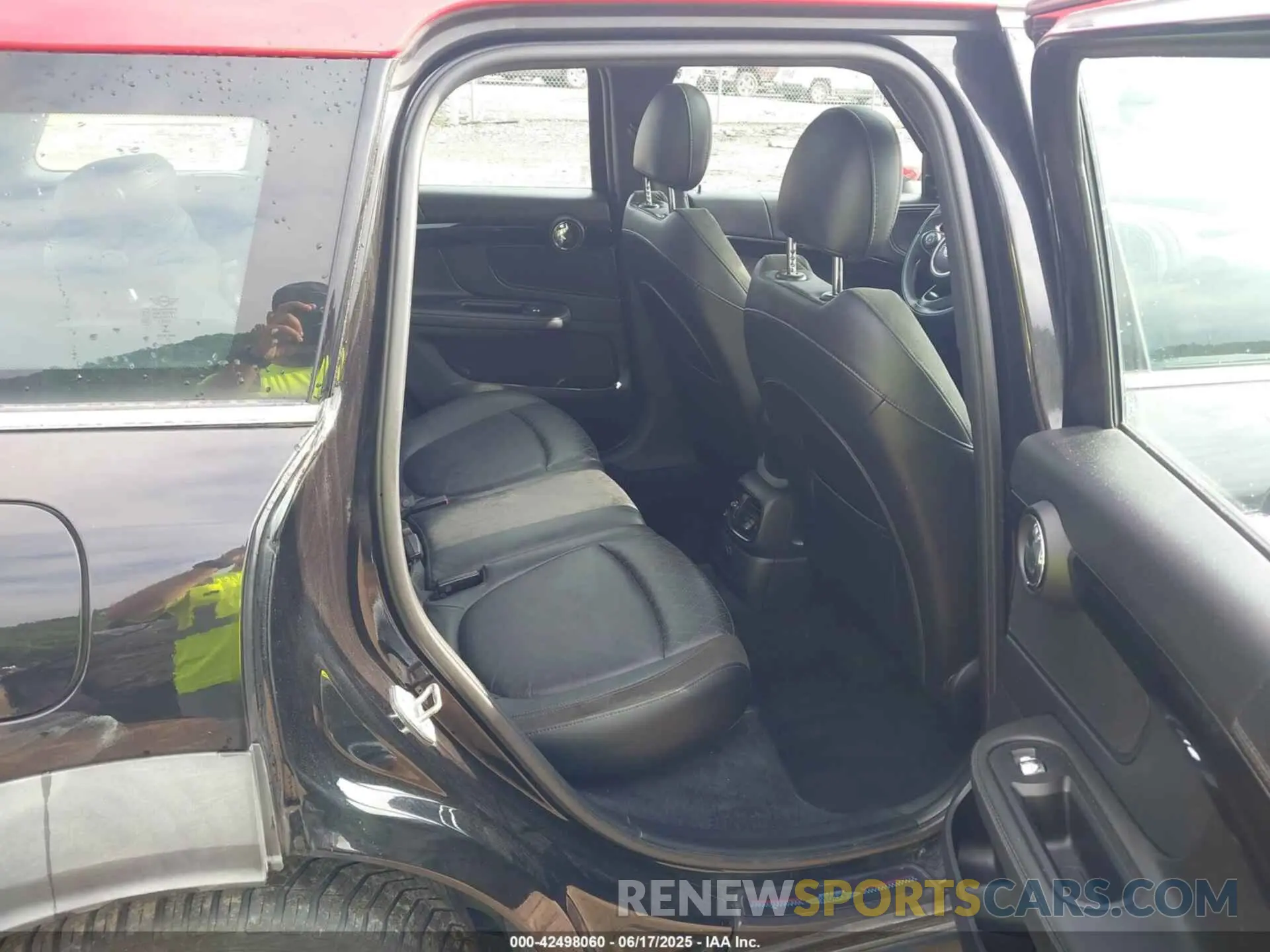 8 Photograph of a damaged car WMZYV9C52K3B92204 MINI COUNTRYMAN 2019