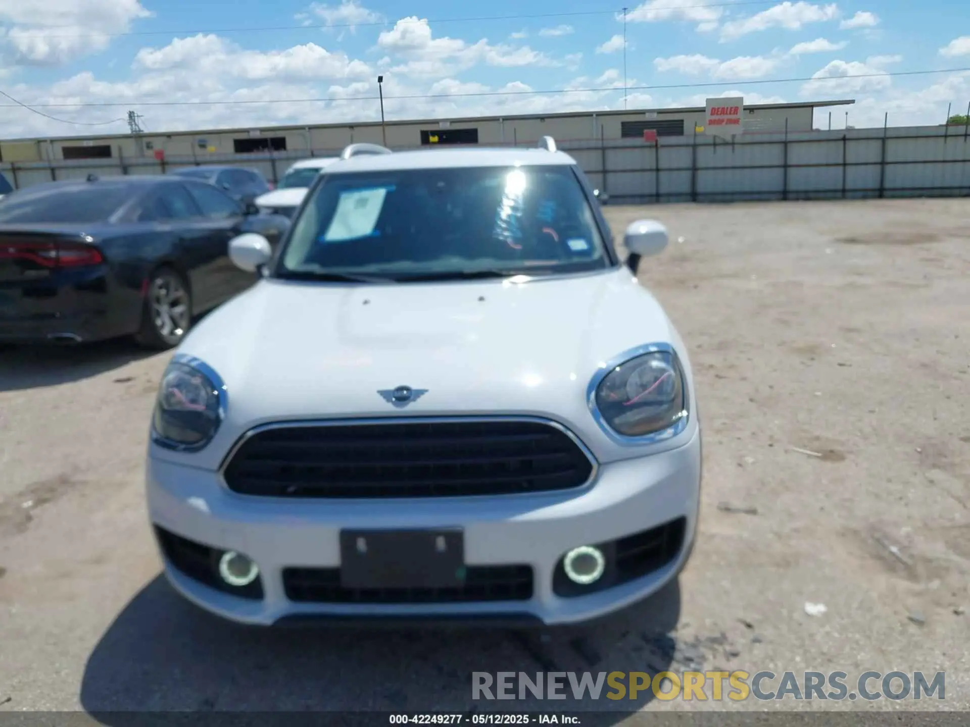 12 Photograph of a damaged car WMZYW3C00L3L02096 MINI COUNTRYMAN 2020