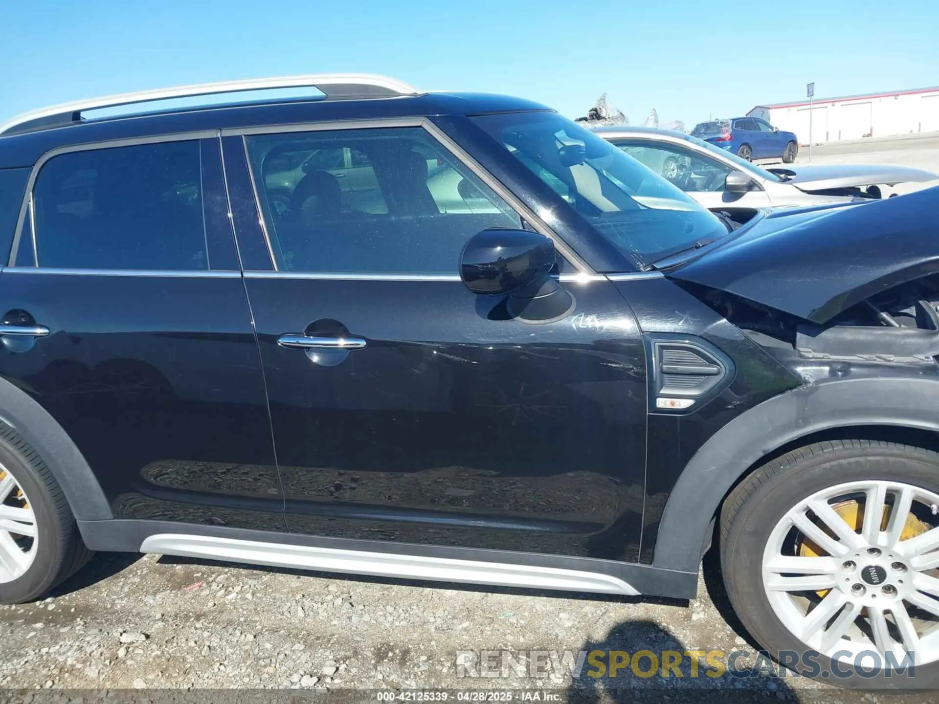13 Photograph of a damaged car WMZYW3C00L3L28083 MINI COUNTRYMAN 2020