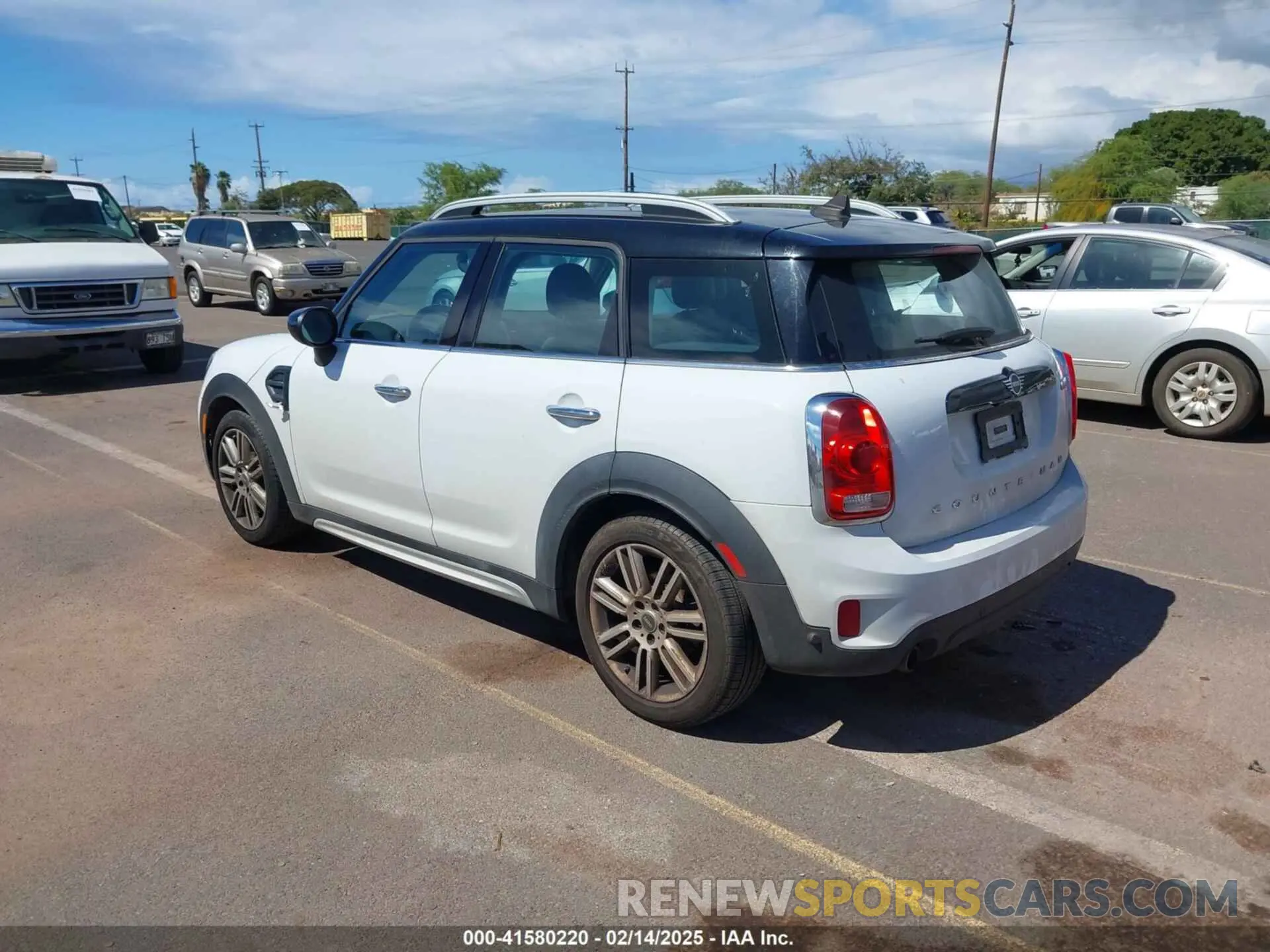 3 Photograph of a damaged car WMZYW3C0XL3L18788 MINI COUNTRYMAN 2020