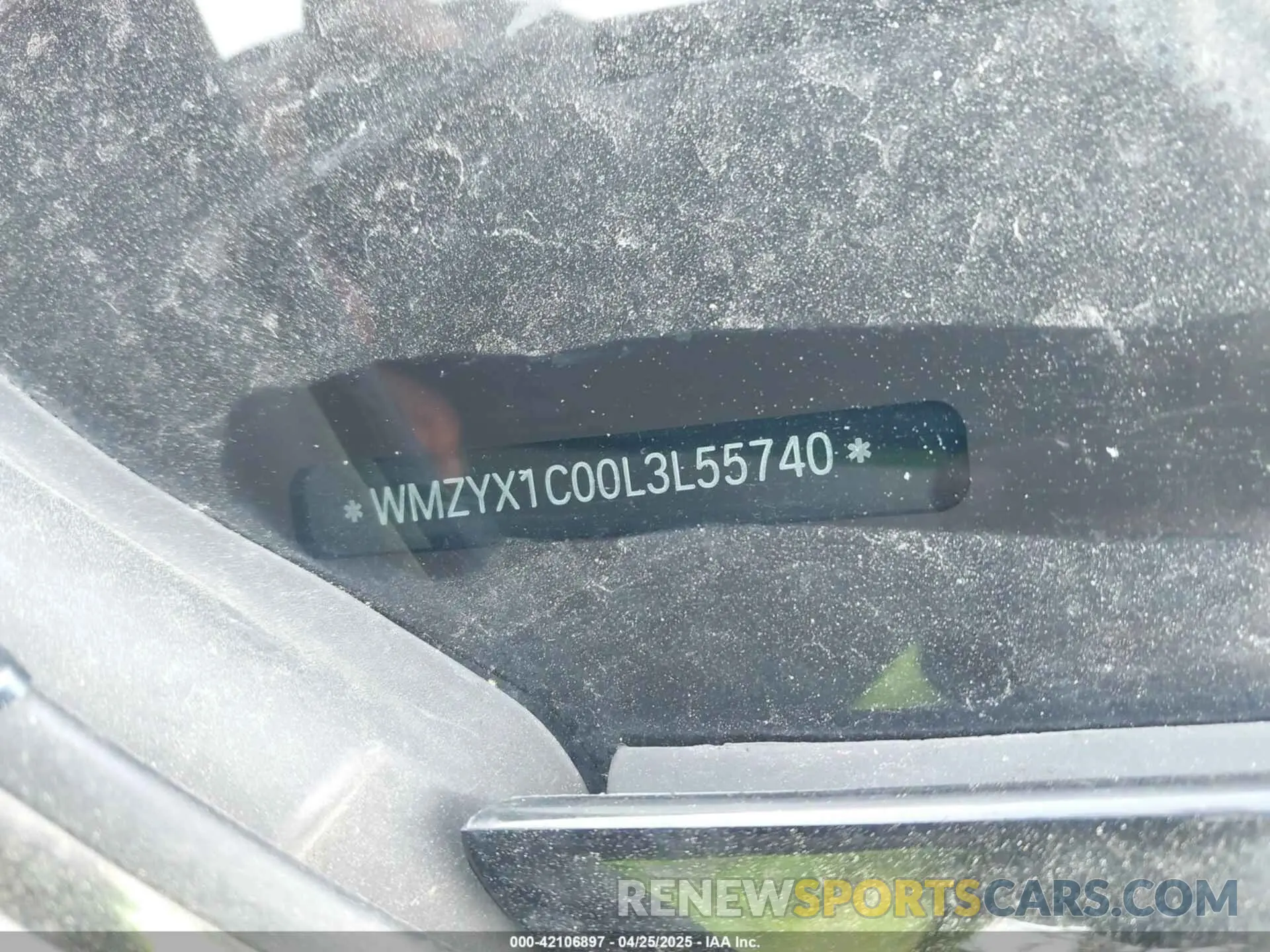 17 Photograph of a damaged car WMZYX1C00L3L55740 MINI COUNTRYMAN 2020