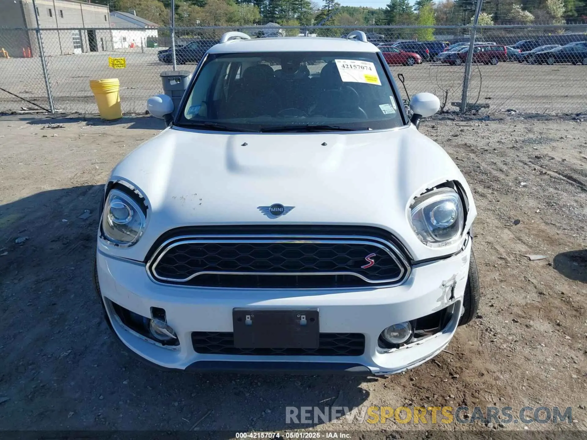 12 Photograph of a damaged car WMZYX1C01L3L66231 MINI COUNTRYMAN 2020