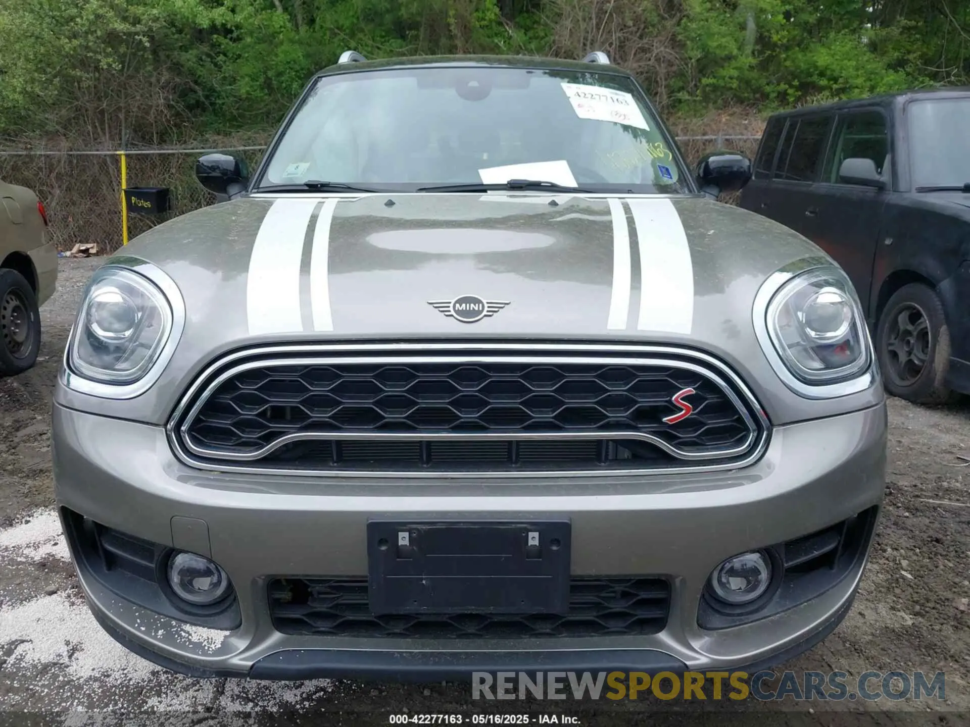 6 Photograph of a damaged car WMZYX1C06L3L47965 MINI COUNTRYMAN 2020