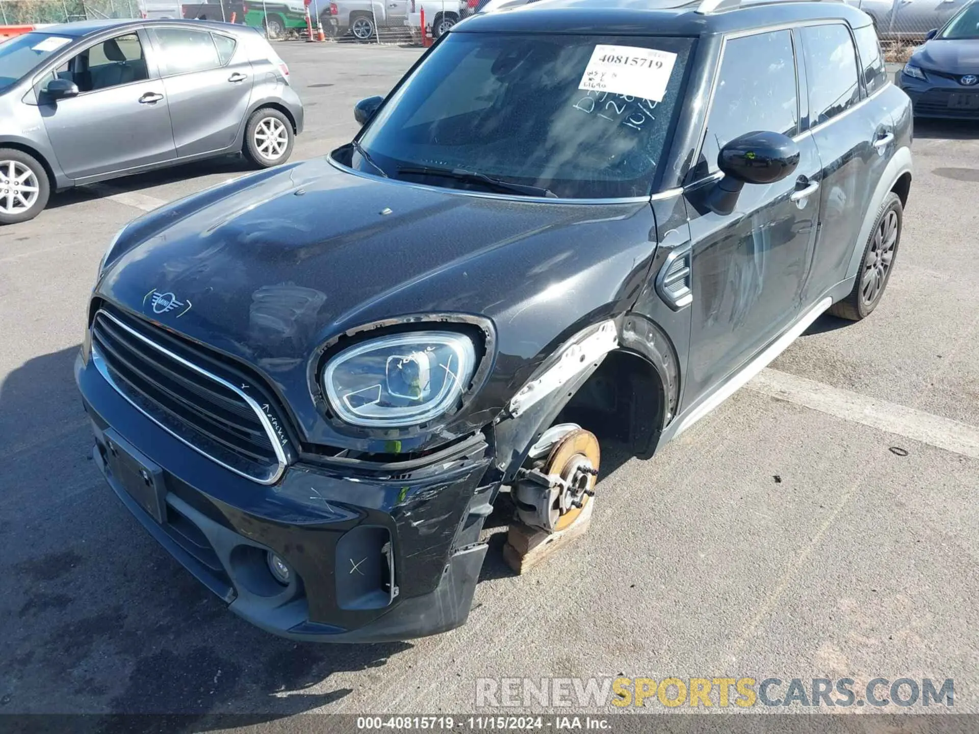6 Photograph of a damaged car WMZ23BR03M3M80666 MINI COUNTRYMAN 2021
