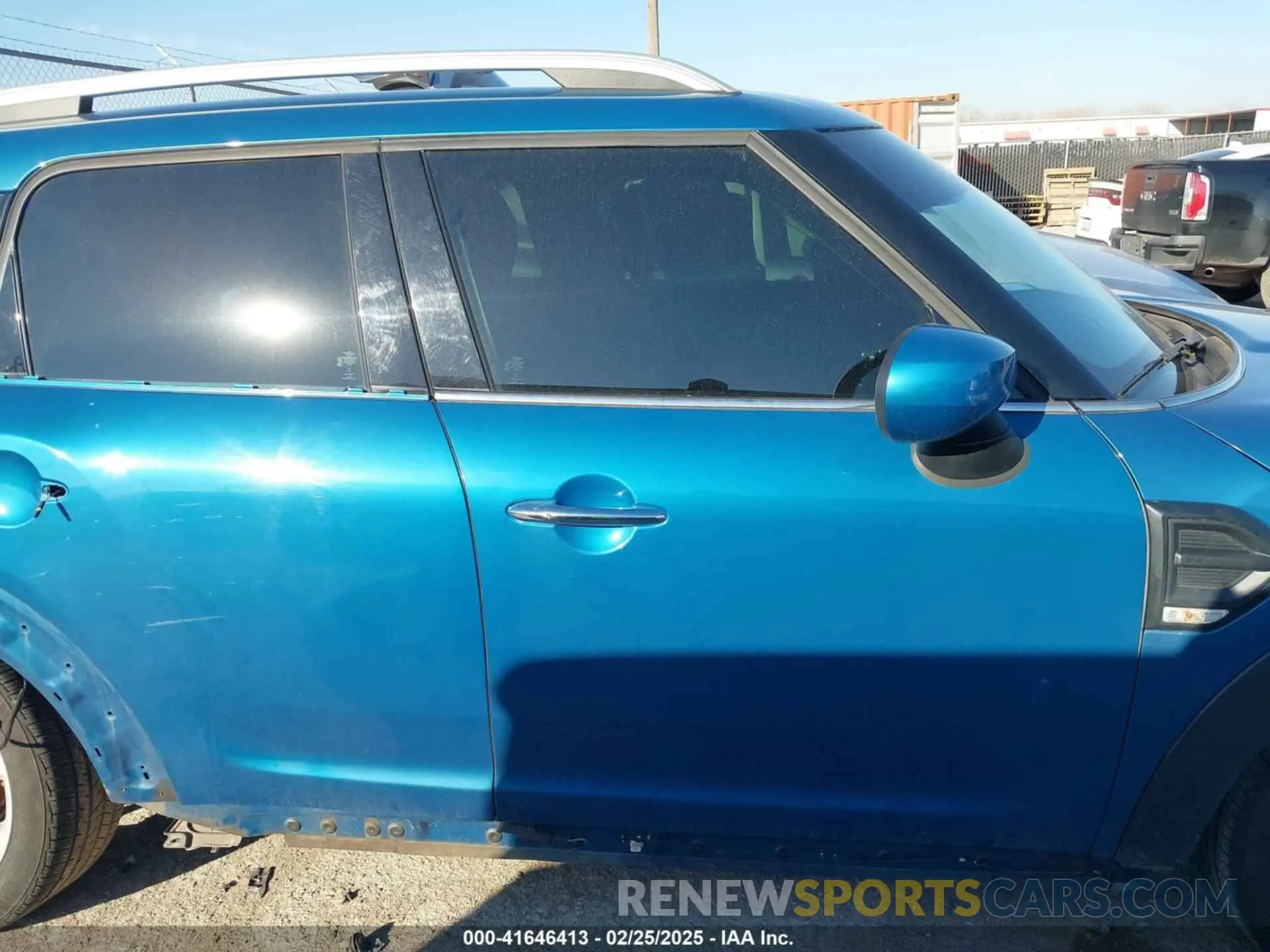 13 Photograph of a damaged car WMZ23BR01N3N71629 MINI COUNTRYMAN 2022