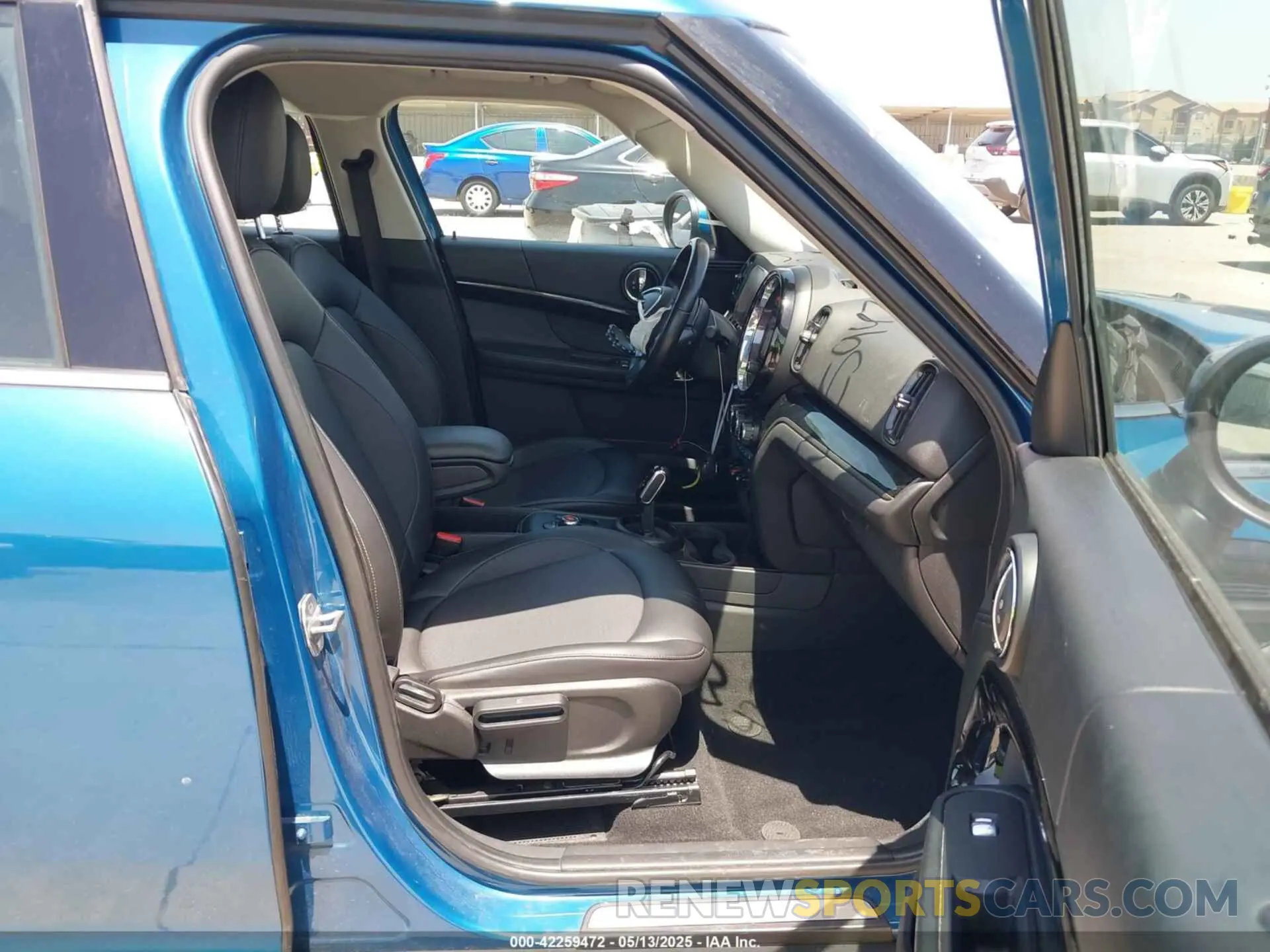 5 Photograph of a damaged car WMZ23BR04N3N61287 MINI COUNTRYMAN 2022