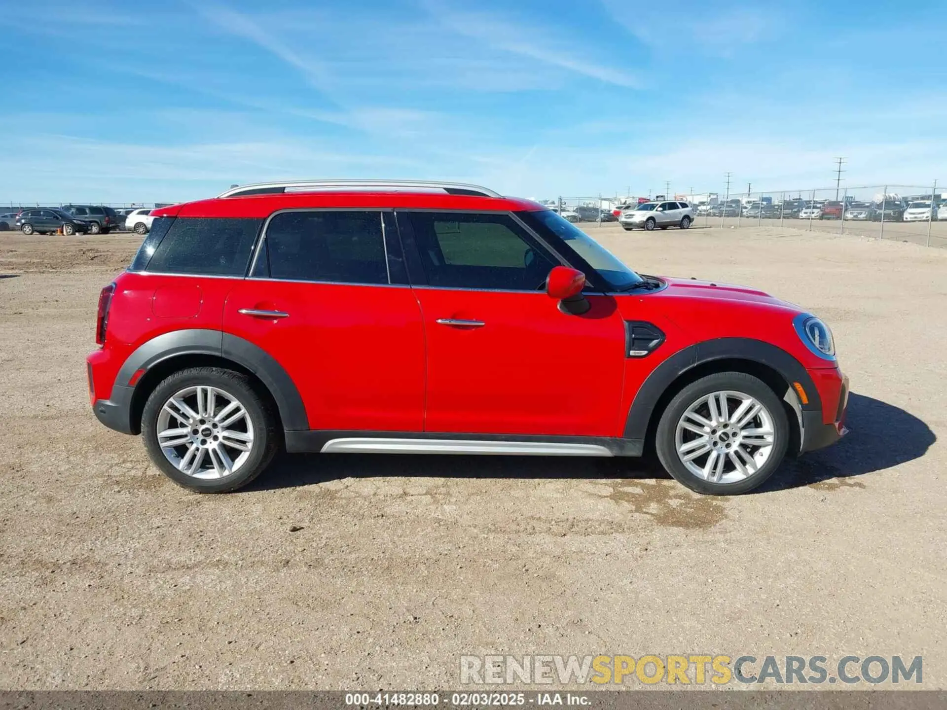 13 Photograph of a damaged car WMZ23BR07N3N61252 MINI COUNTRYMAN 2022