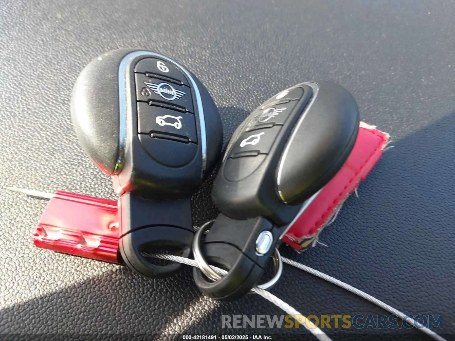 11 Photograph of a damaged car WMZ53BR02N3N67991 MINI COUNTRYMAN 2022
