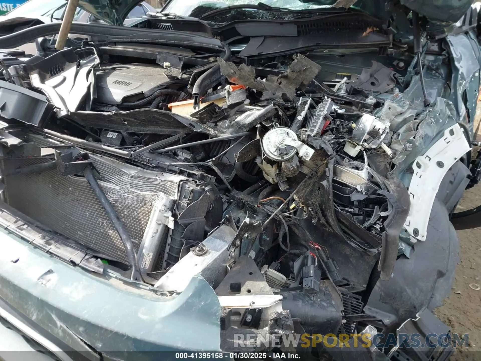 17 Photograph of a damaged car WMZ53BR03N3N44784 MINI COUNTRYMAN 2022