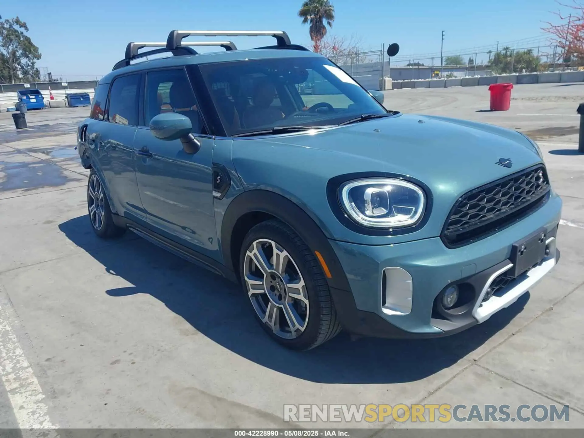 1 Photograph of a damaged car WMZ53BR03N3N90132 MINI COUNTRYMAN 2022