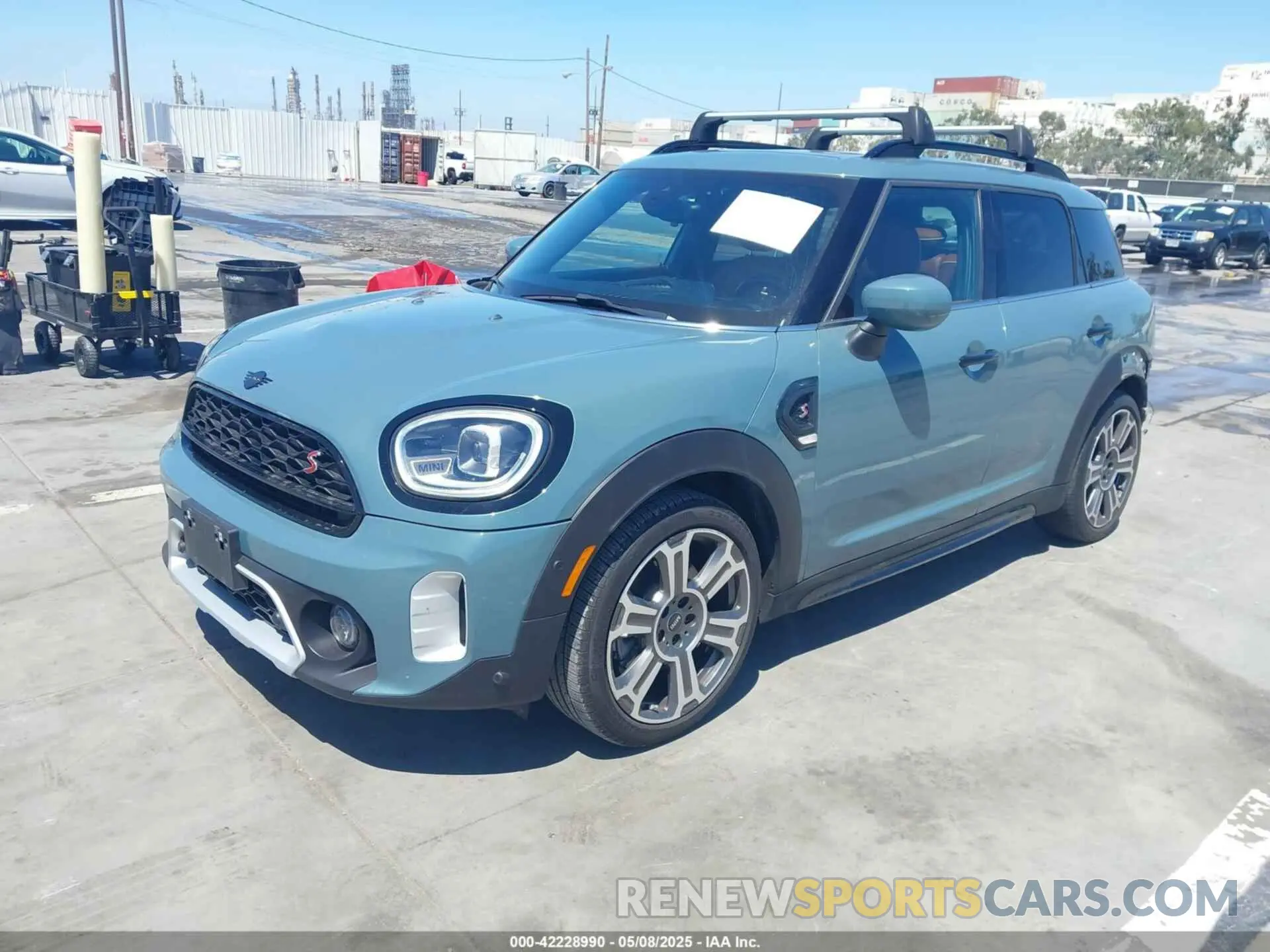2 Photograph of a damaged car WMZ53BR03N3N90132 MINI COUNTRYMAN 2022