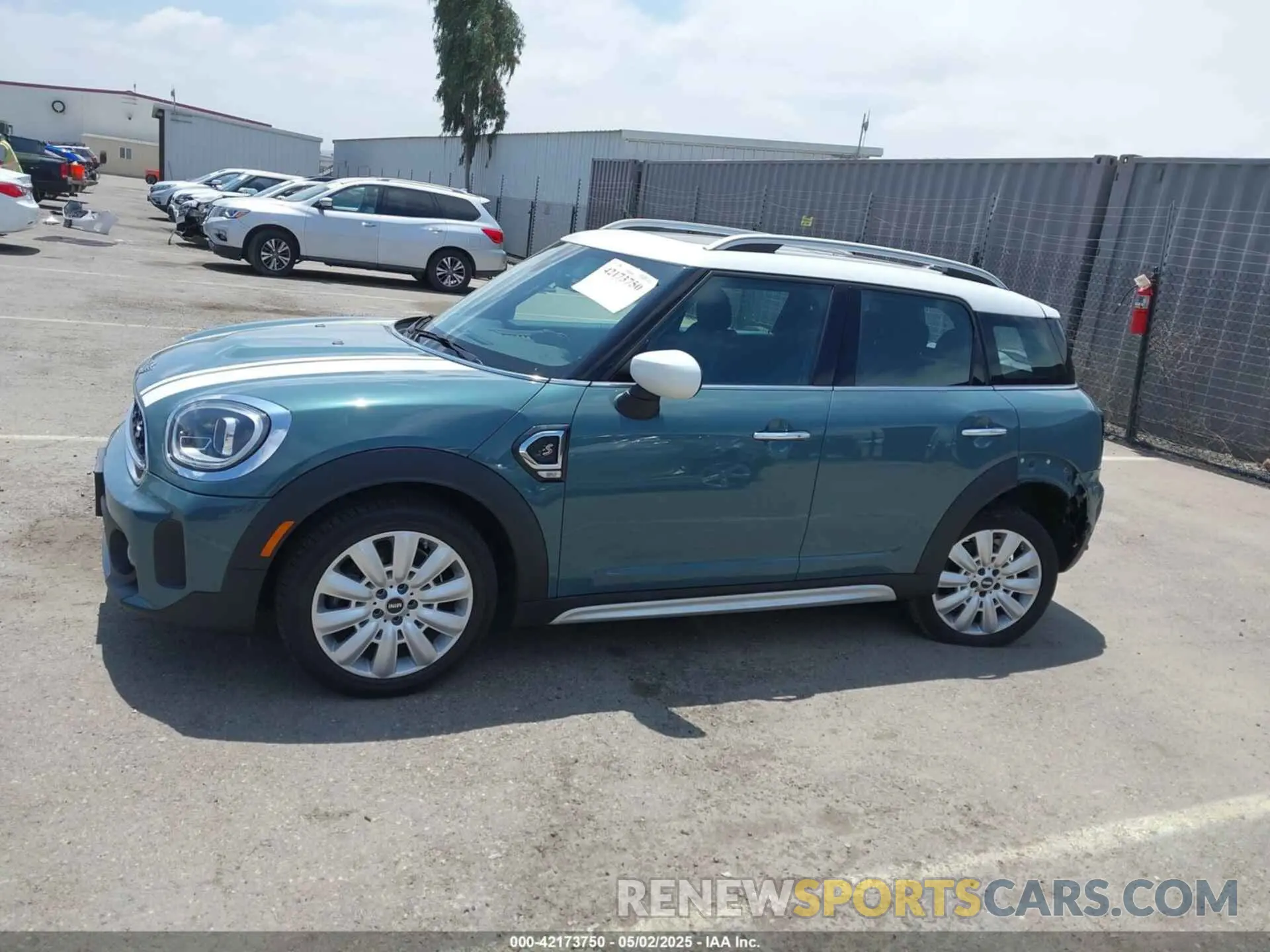 14 Photograph of a damaged car WMZ53BR08N3N29732 MINI COUNTRYMAN 2022